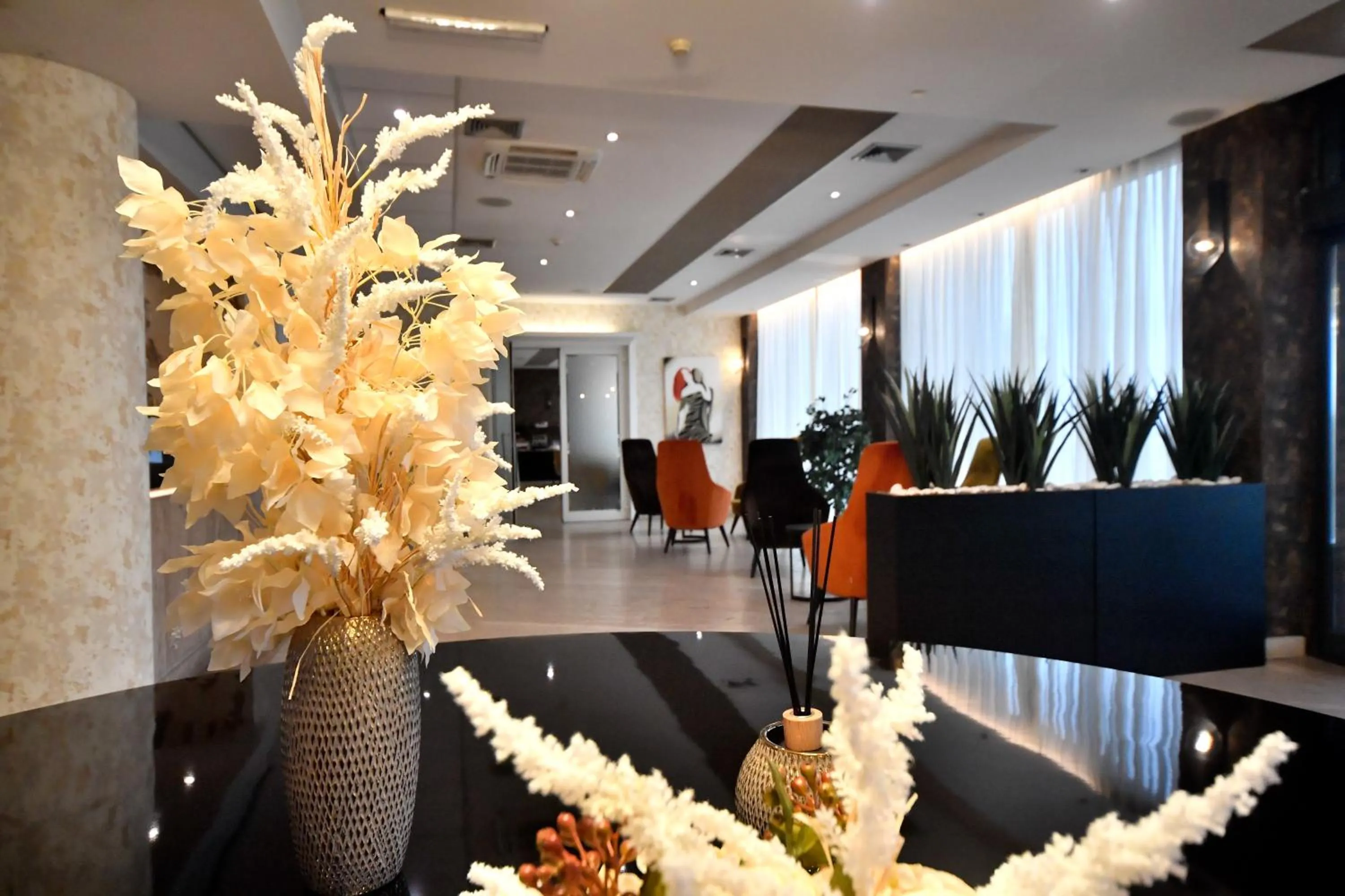 Lobby or reception in Palace Inn Rome Fiano