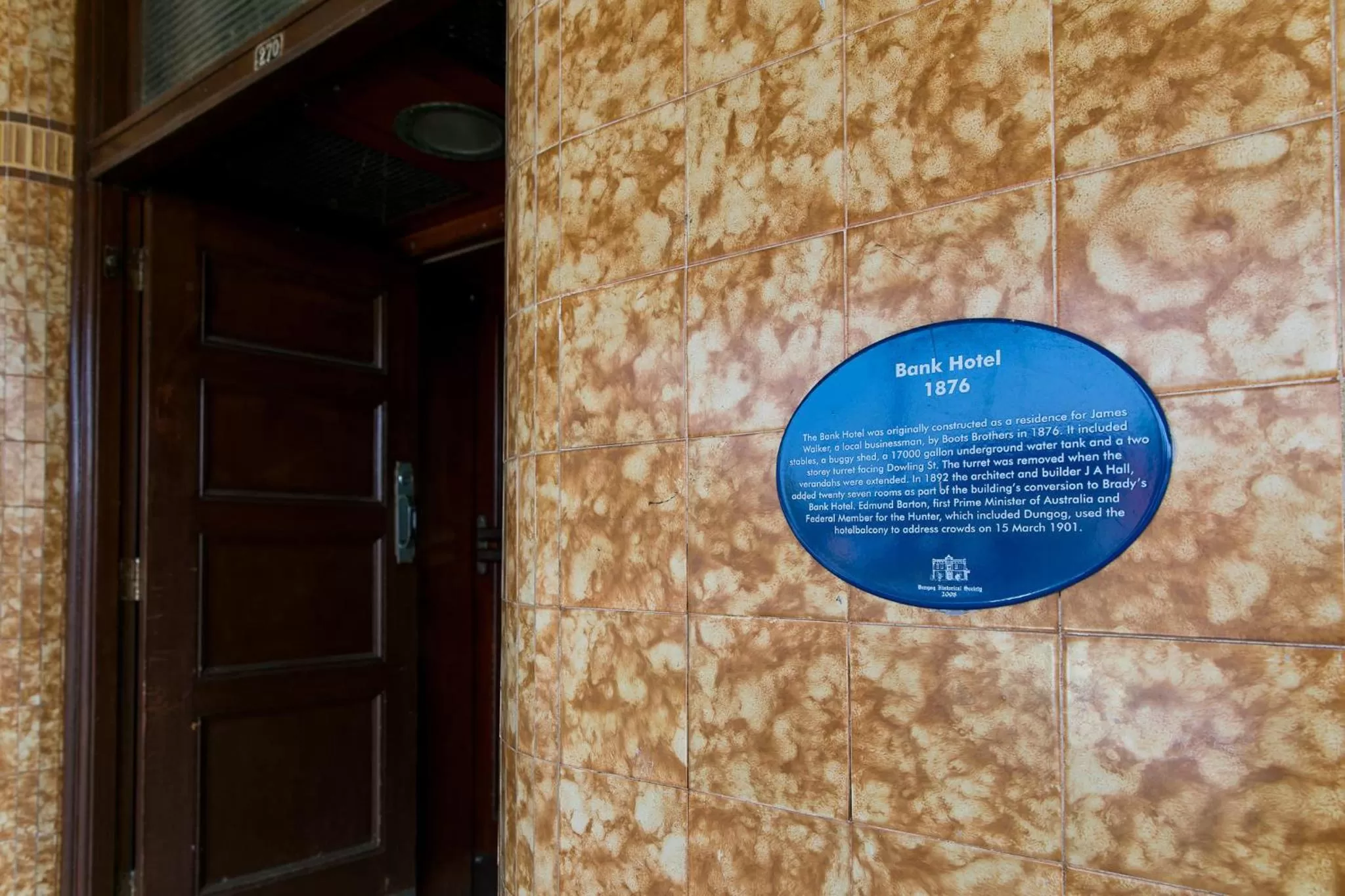 Facade/entrance in Bank Hotel Dungog