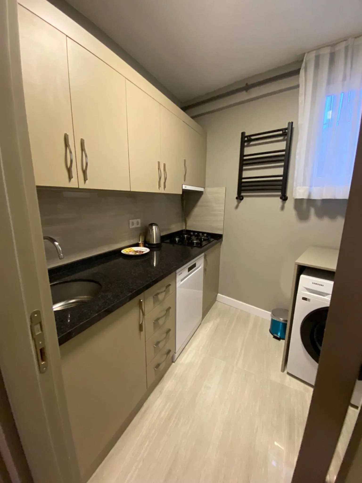 Kitchen or kitchenette in Triada Hotel Taksim - Special Category