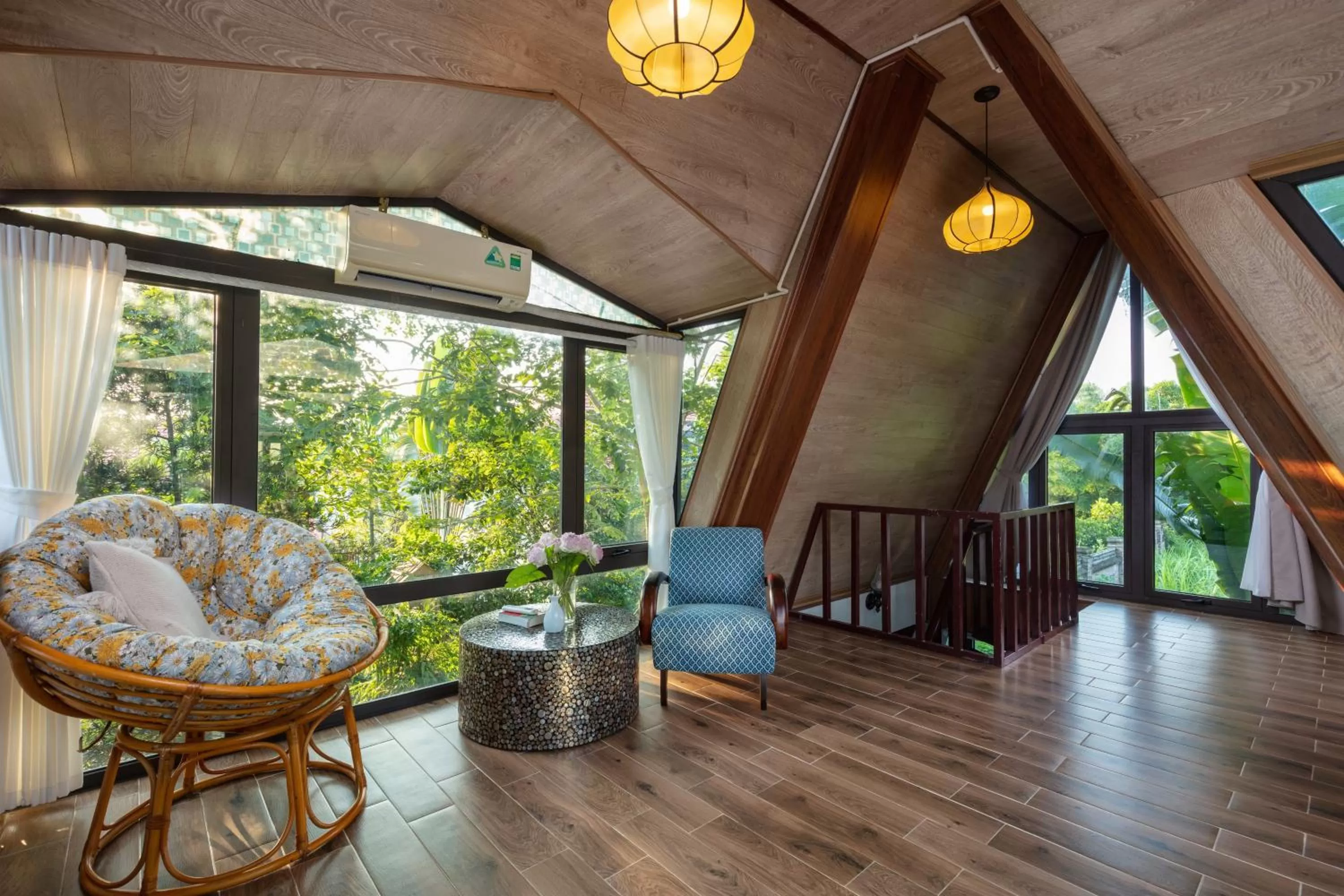 Living room in Bai Dinh Garden Resort & Spa
