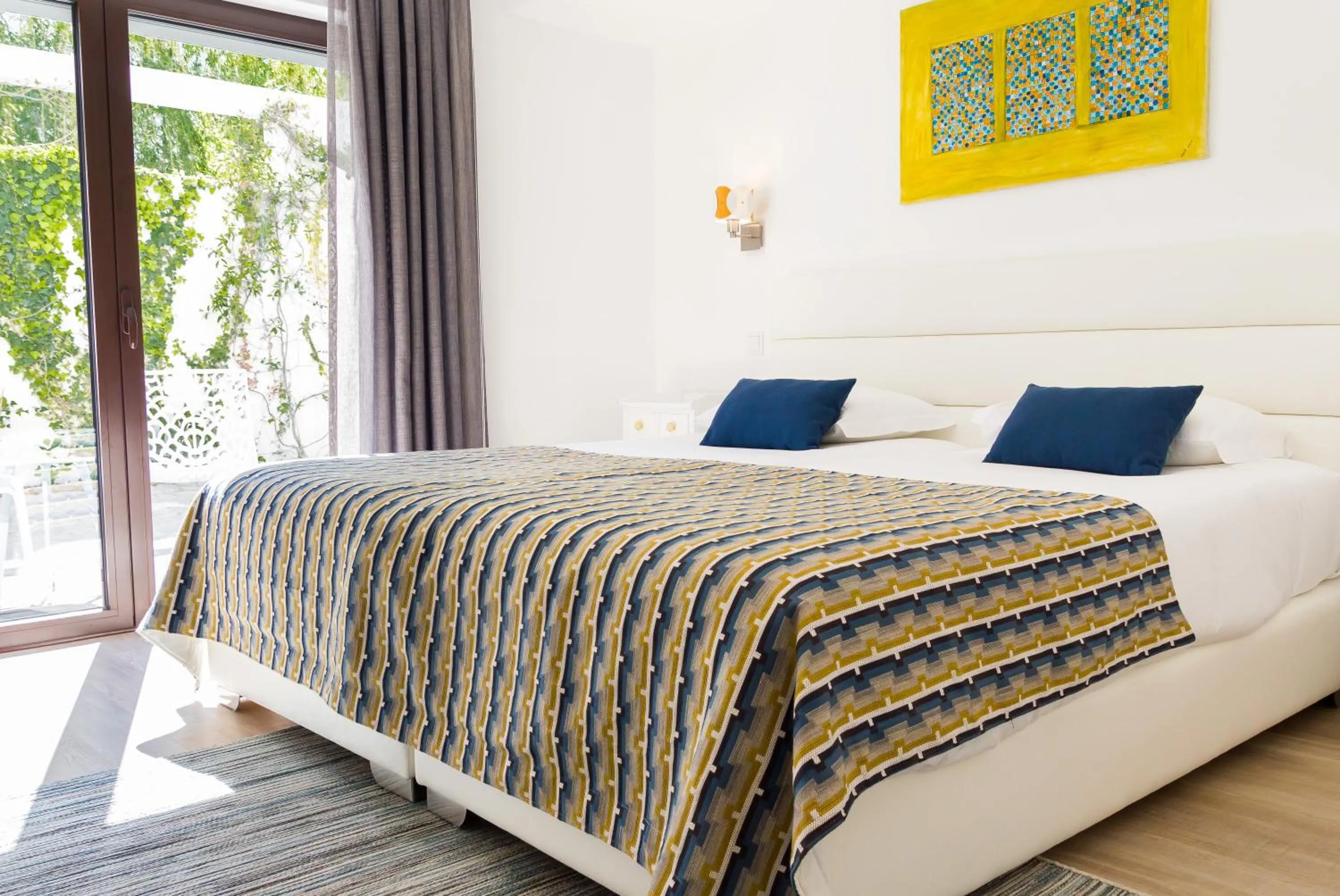 Bedroom, Bed in Boutique Hotel Casa do Outeiro - Arts & Crafts