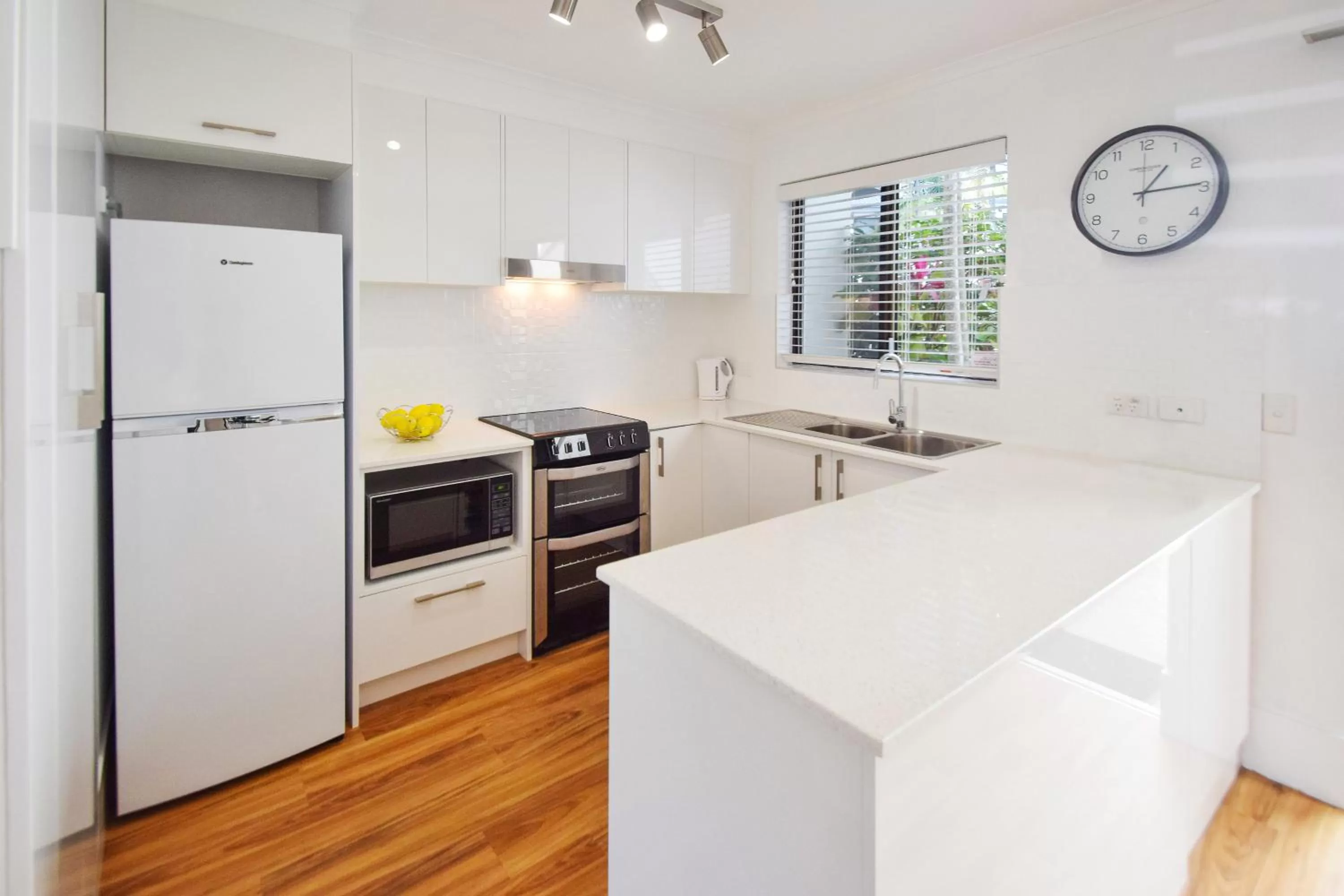 Kitchen or kitchenette in Noosa Place Resort