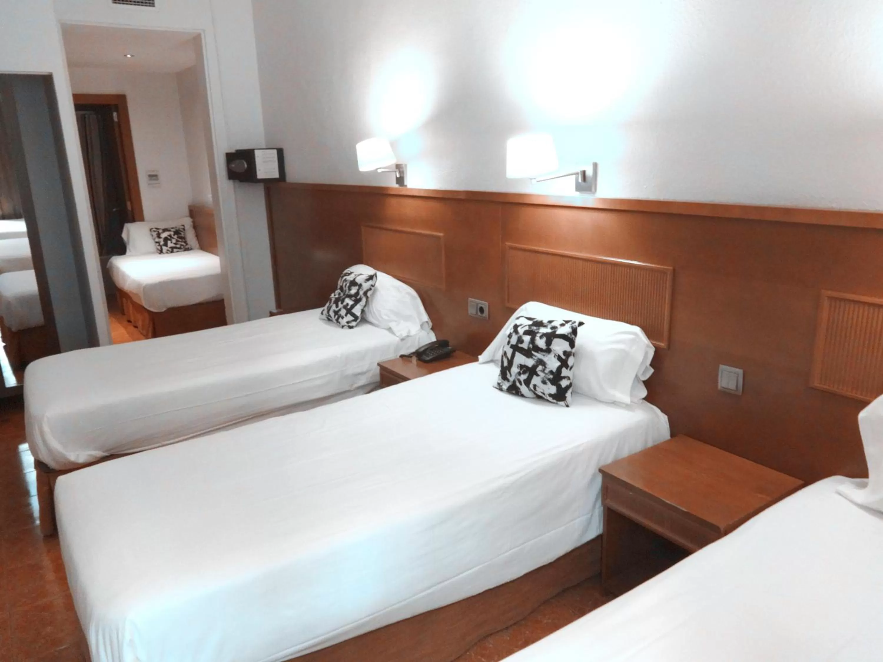 Bed in Hotel Lloret Ramblas
