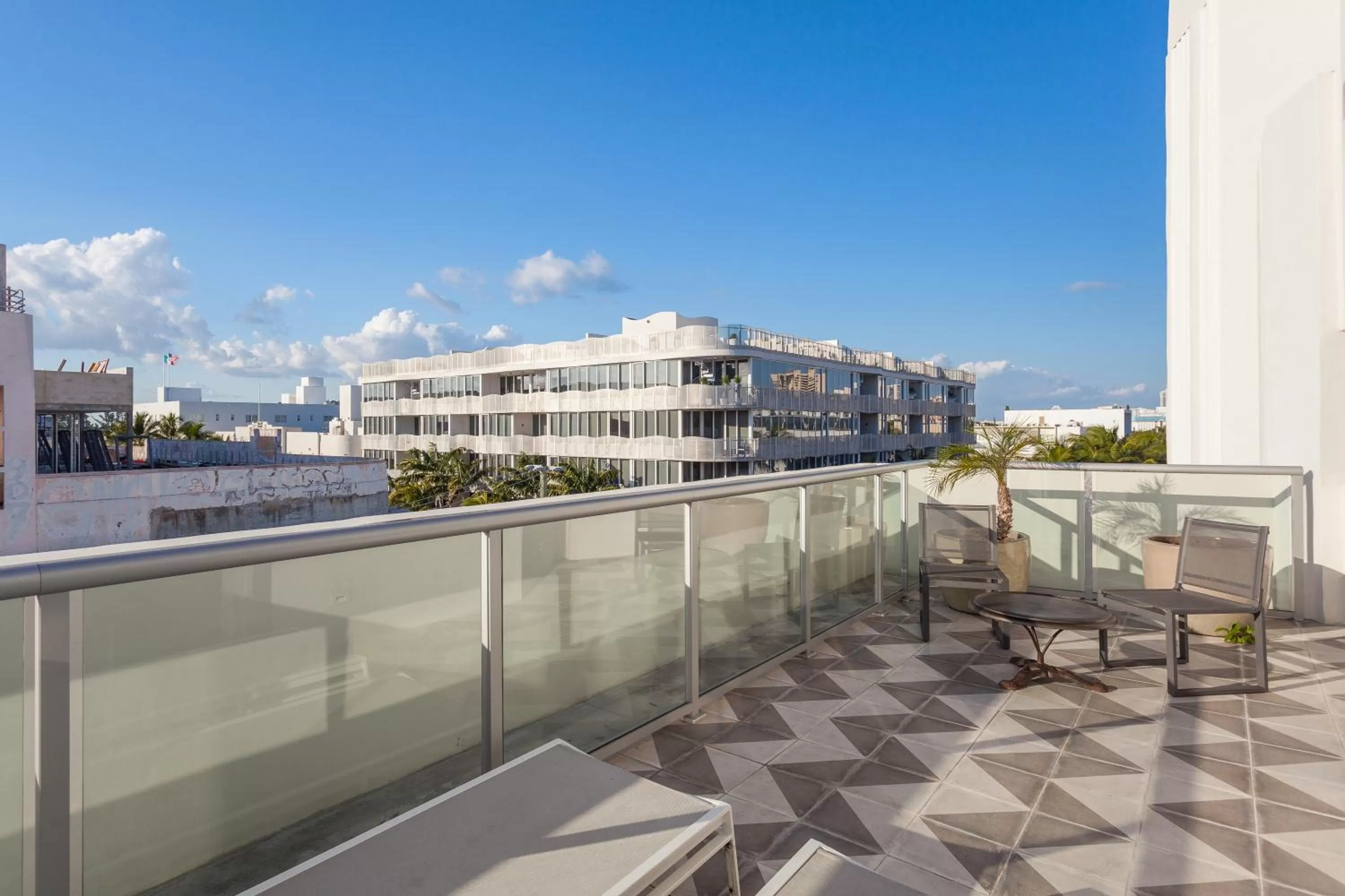 Balcony/Terrace in The Plymouth South Beach