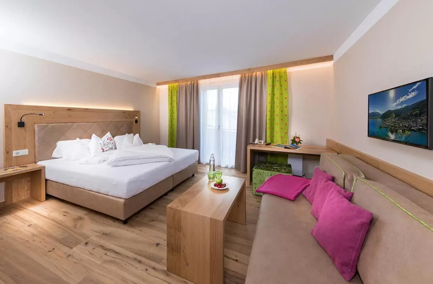 Deluxe Double Room in Hotel zum Hirschen Zell am See Deluxe Double Room in Hotel zum Hirschen Zell am See