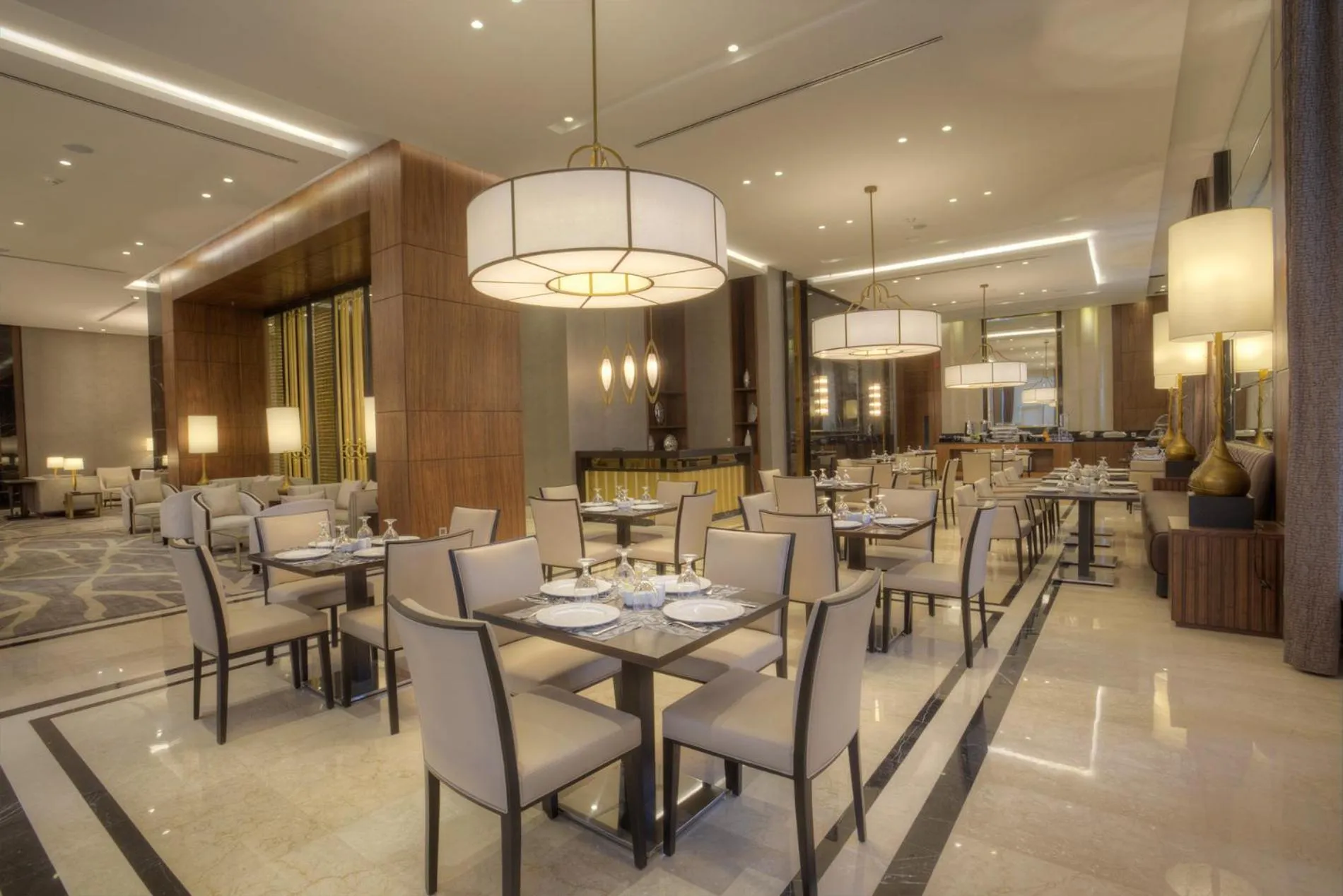 Restaurant/places to eat in The House Boutique Suites