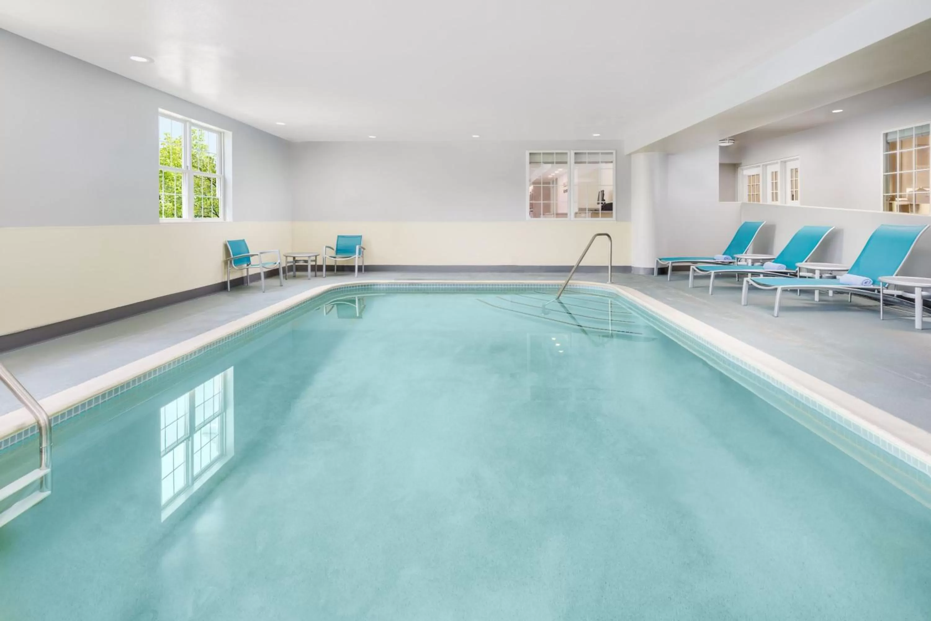 Swimming pool in TownePlace Suites Manchester-Boston Regional Airport