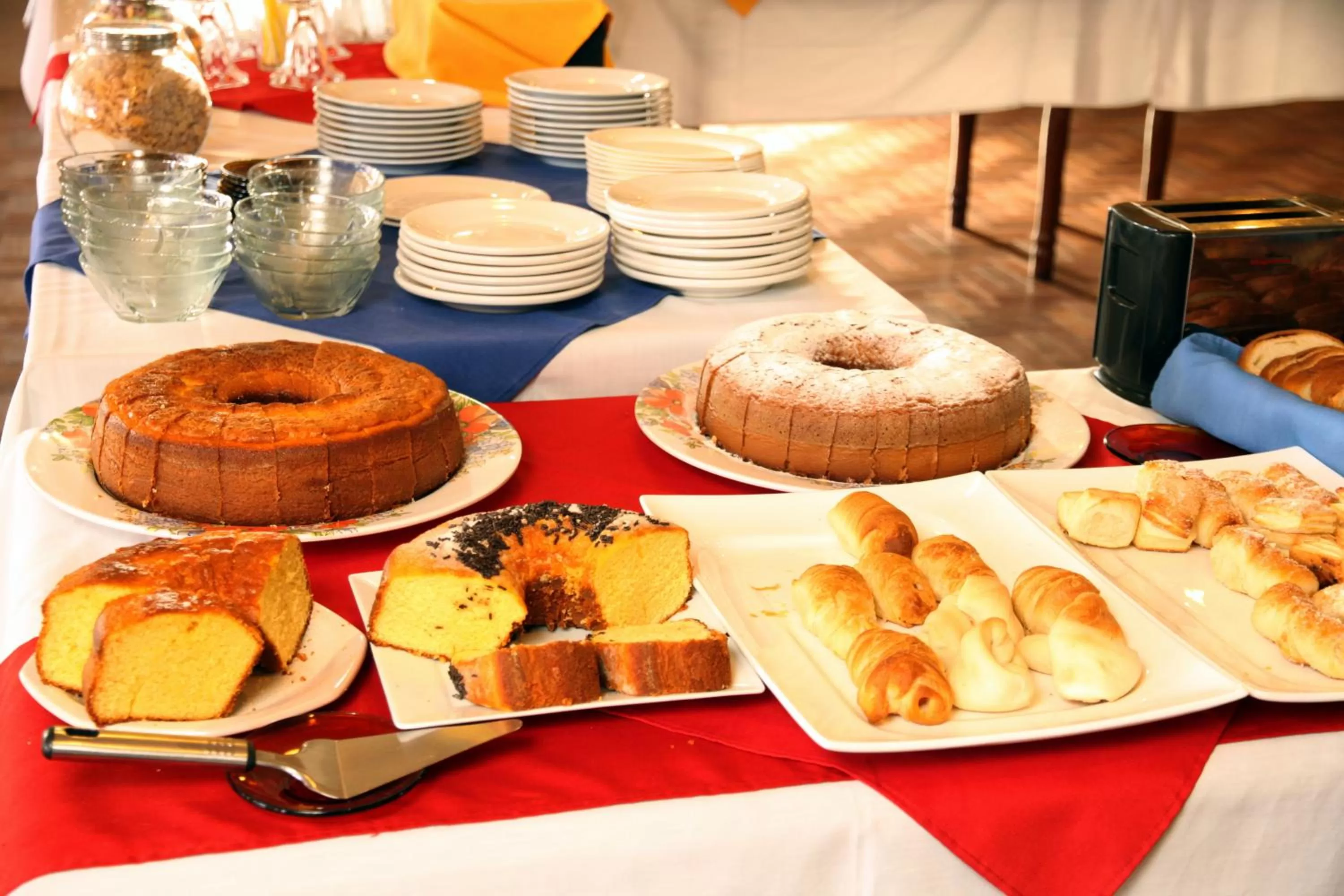 Food, Breakfast in Hotel Internacional