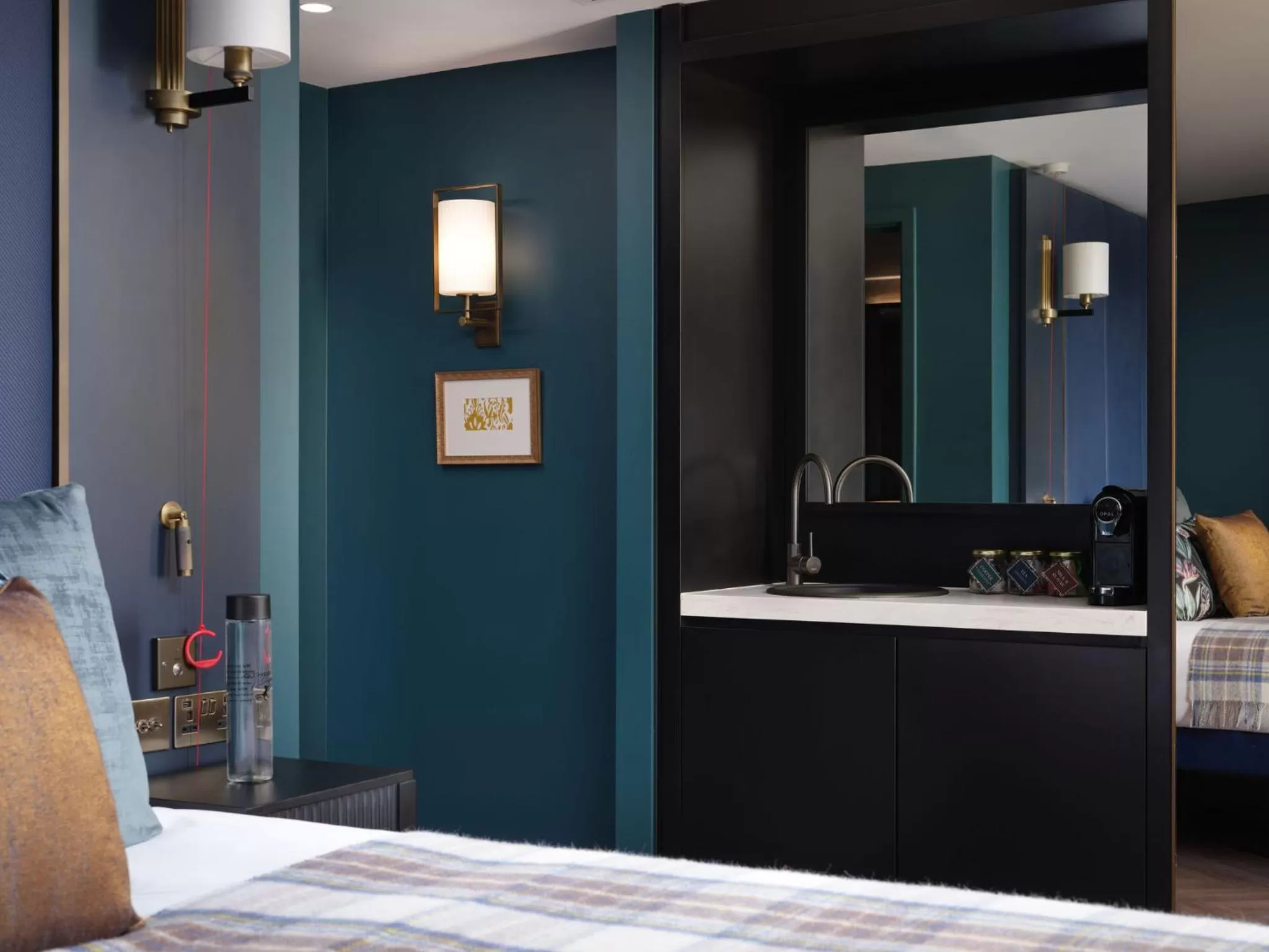 Bed in The Other House South Kensington