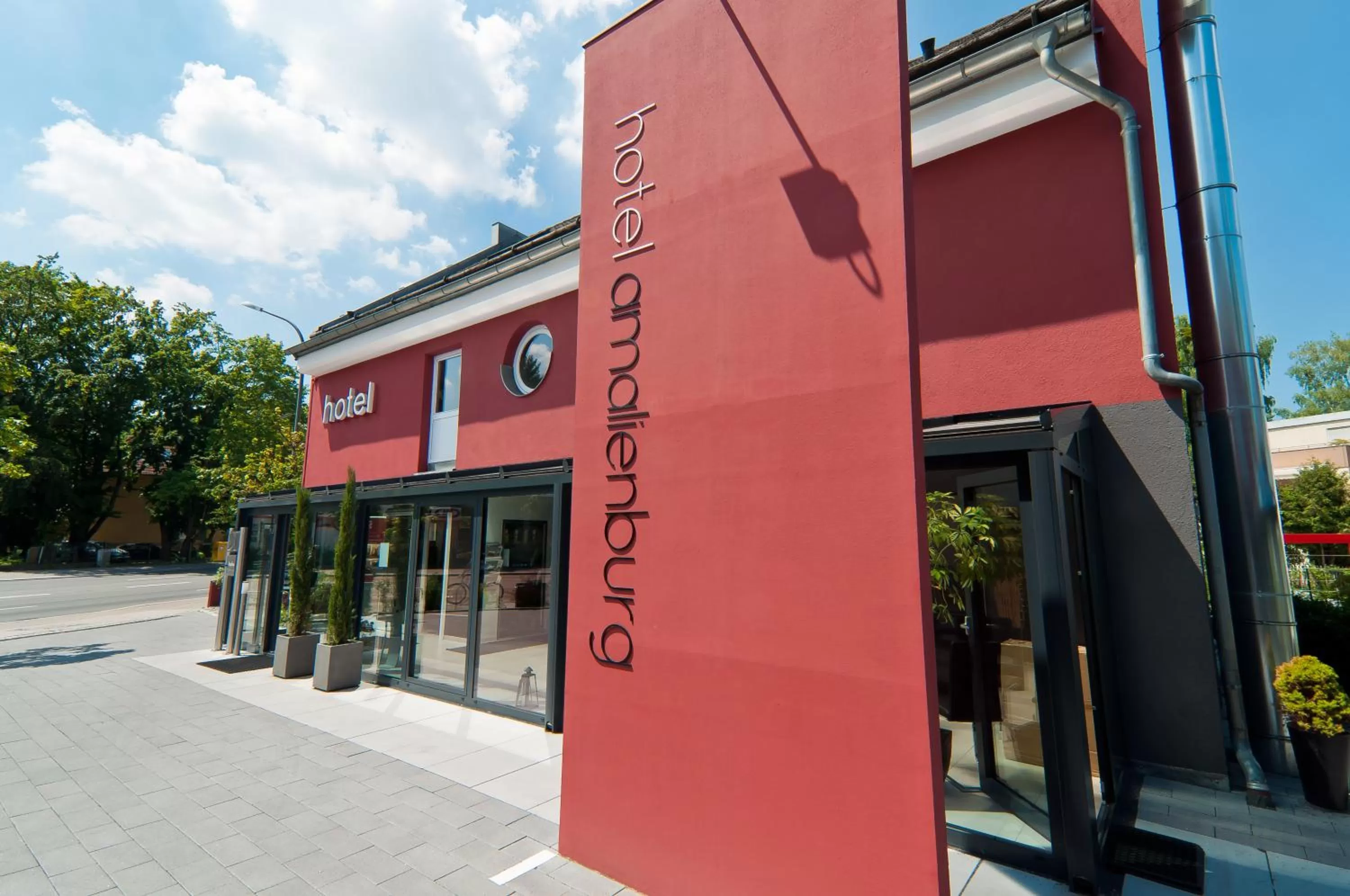 Facade/entrance in Amalienburg - Boutique & Boarding Hotel
