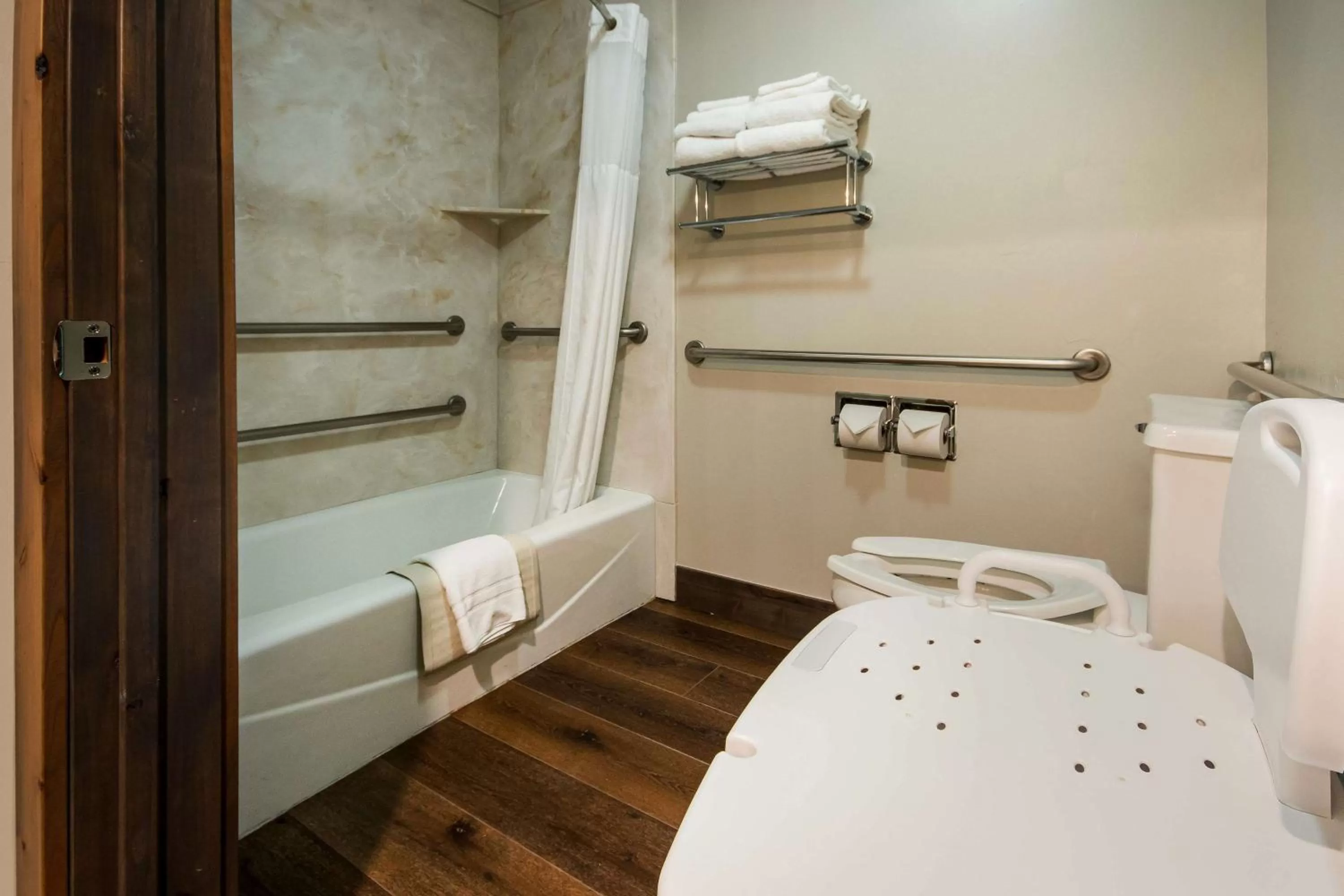 Bathroom, Bed in SureStay Plus Hotel by Best Western Rexburg