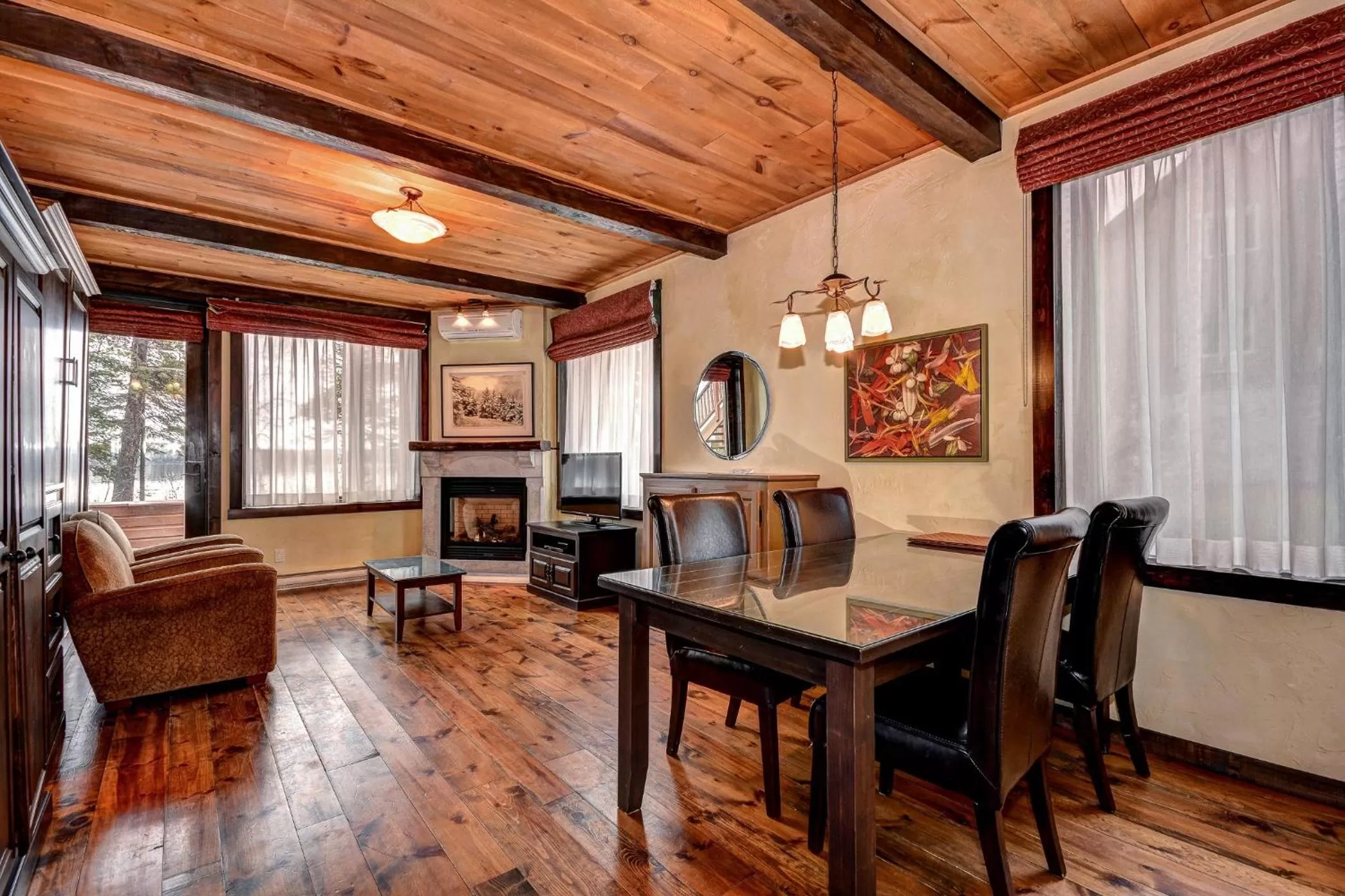 Les Condos Du Lac Taureau- Rooms & Condos