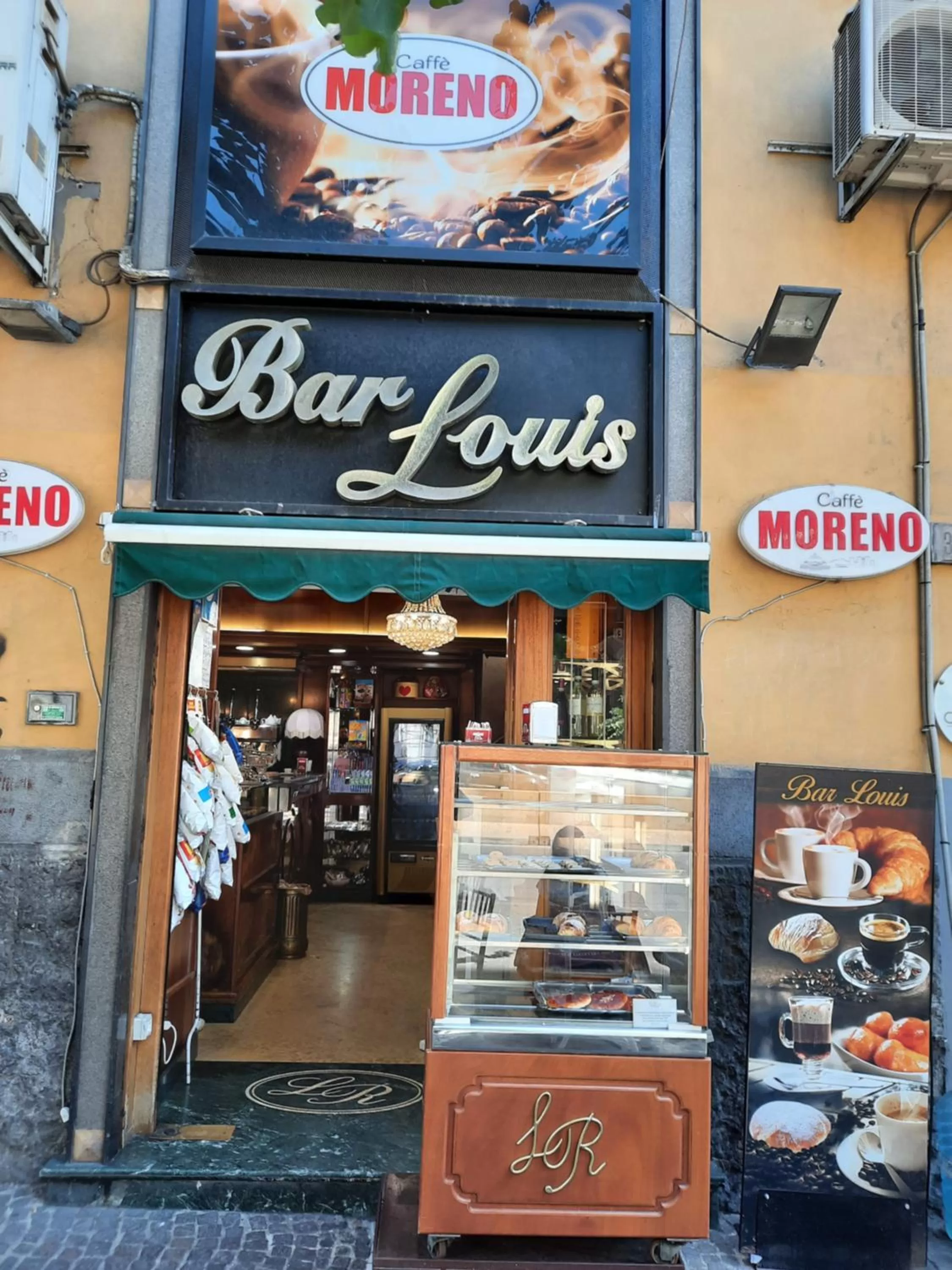 Lounge or bar in B&B BellaNapoli