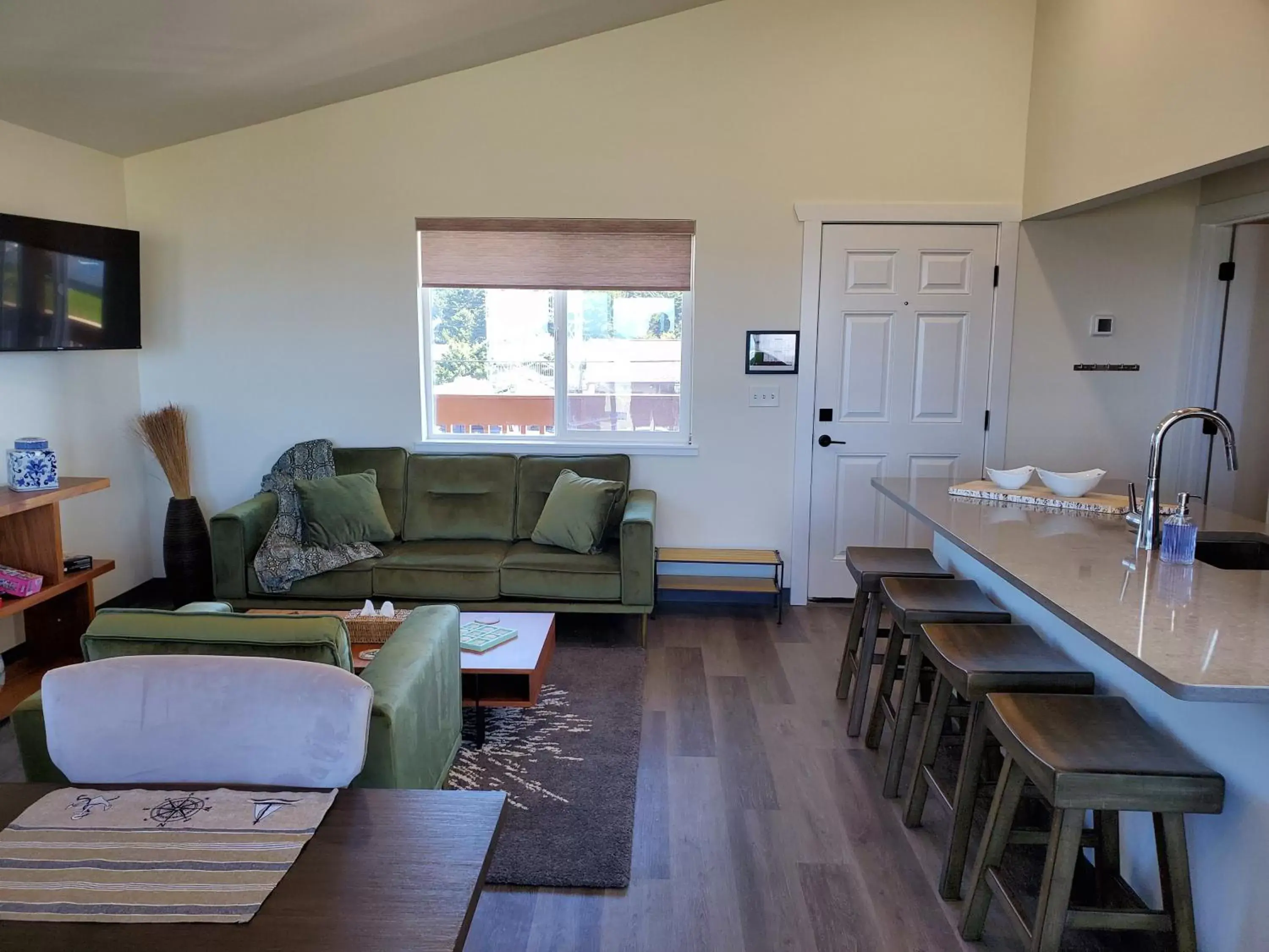 Two-Bedroom Suite in Moonstone Beach Motel Two-Bedroom Suite in Moonstone Beach Motel