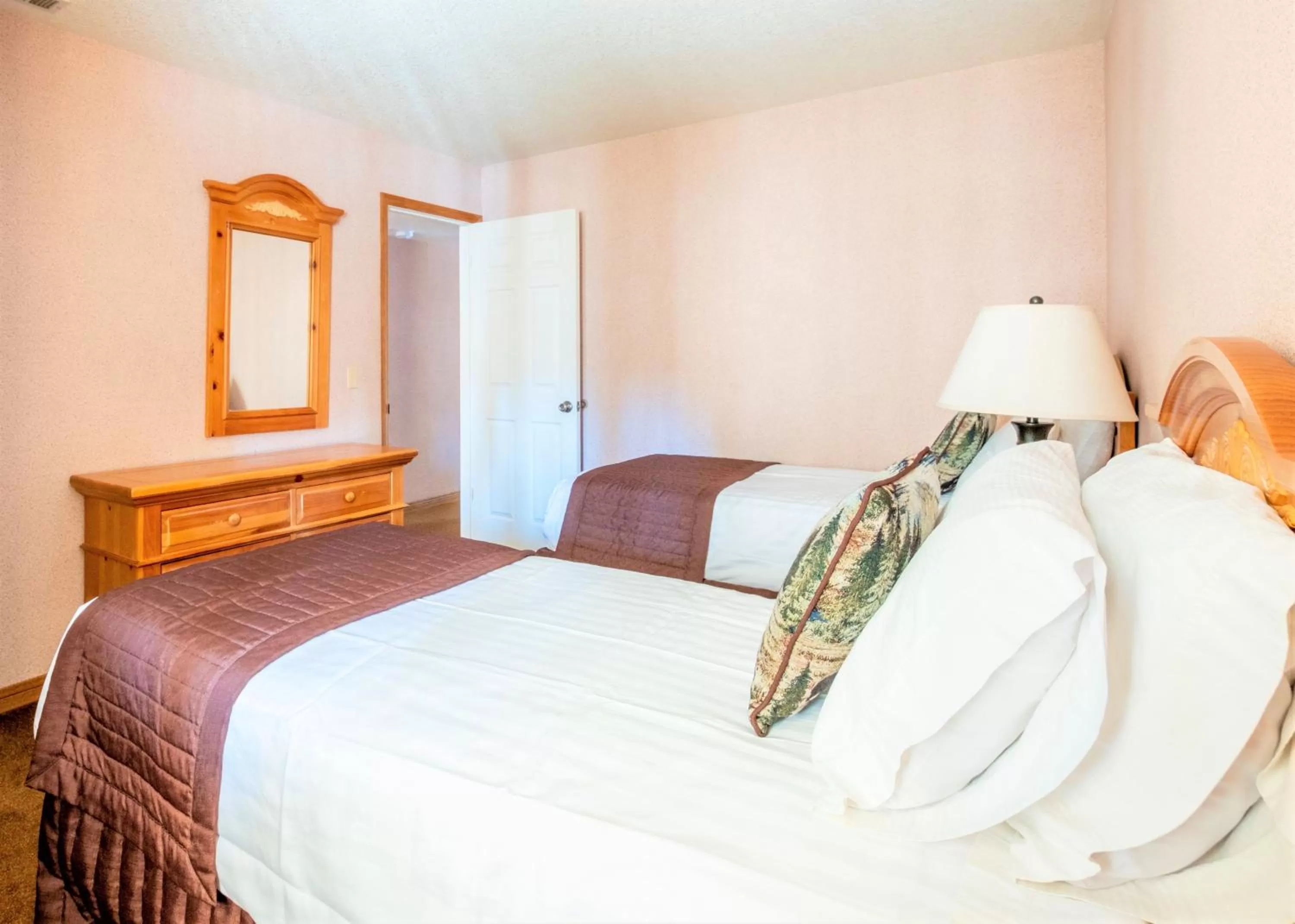 Bed in Lagonita Lodge