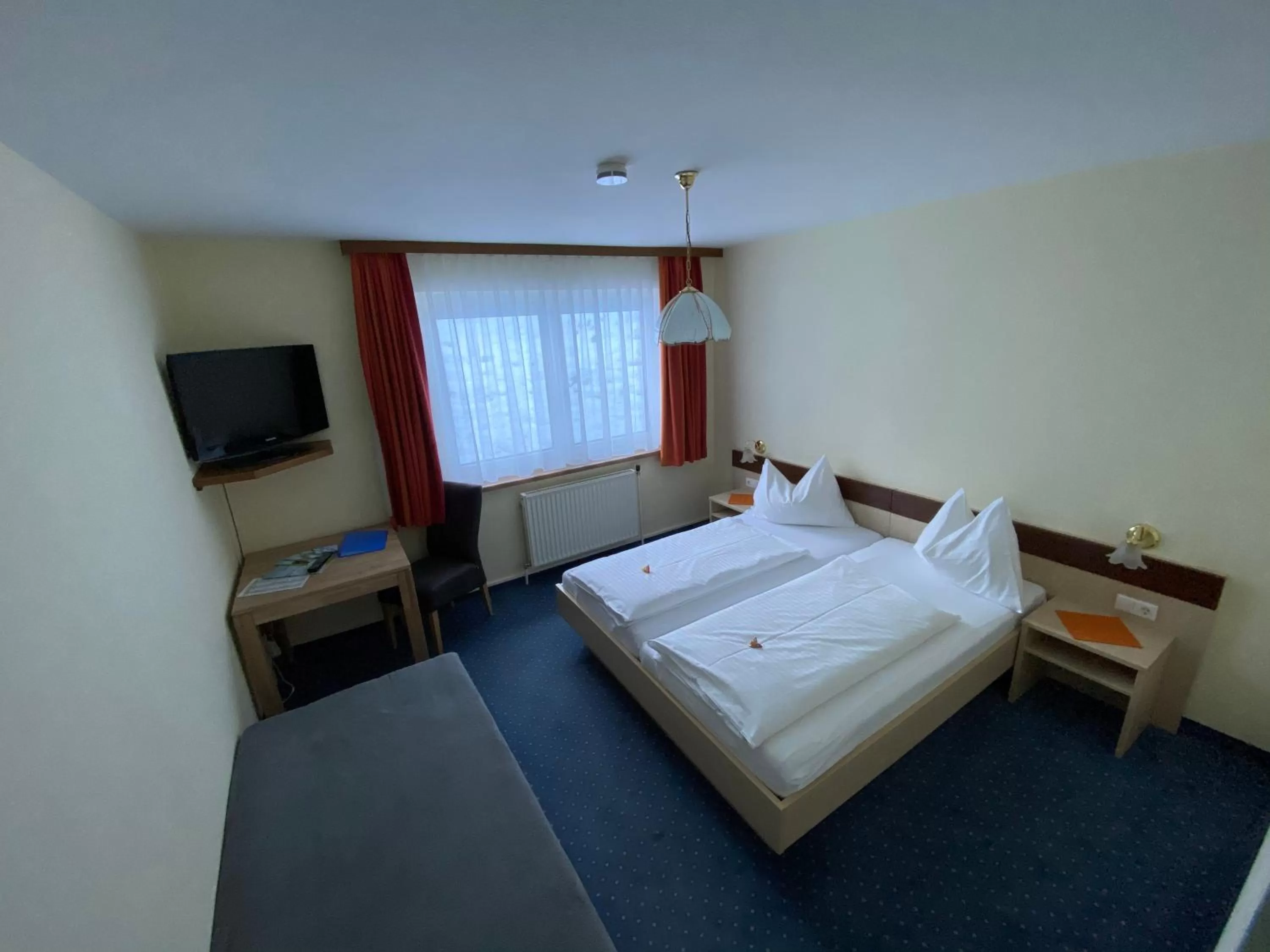 Bed in Frühstückspension Auer - Haus Kargl