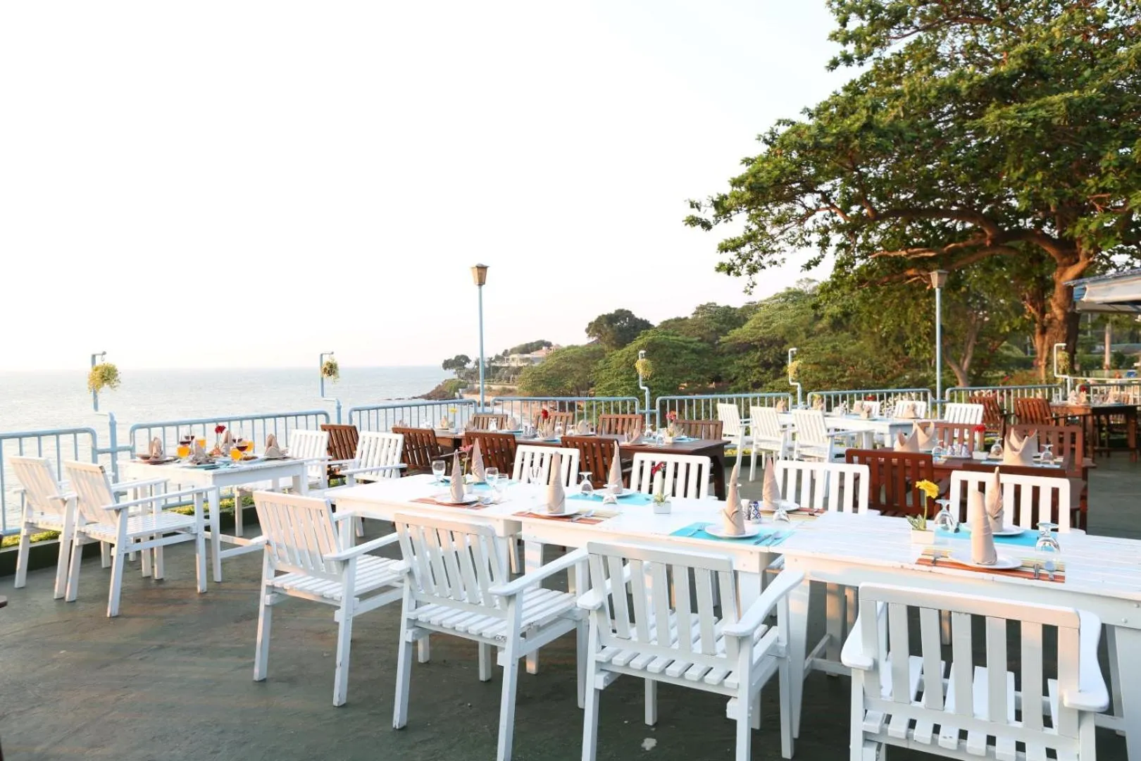 Restaurant/places to eat in Asia Pattaya Hotel