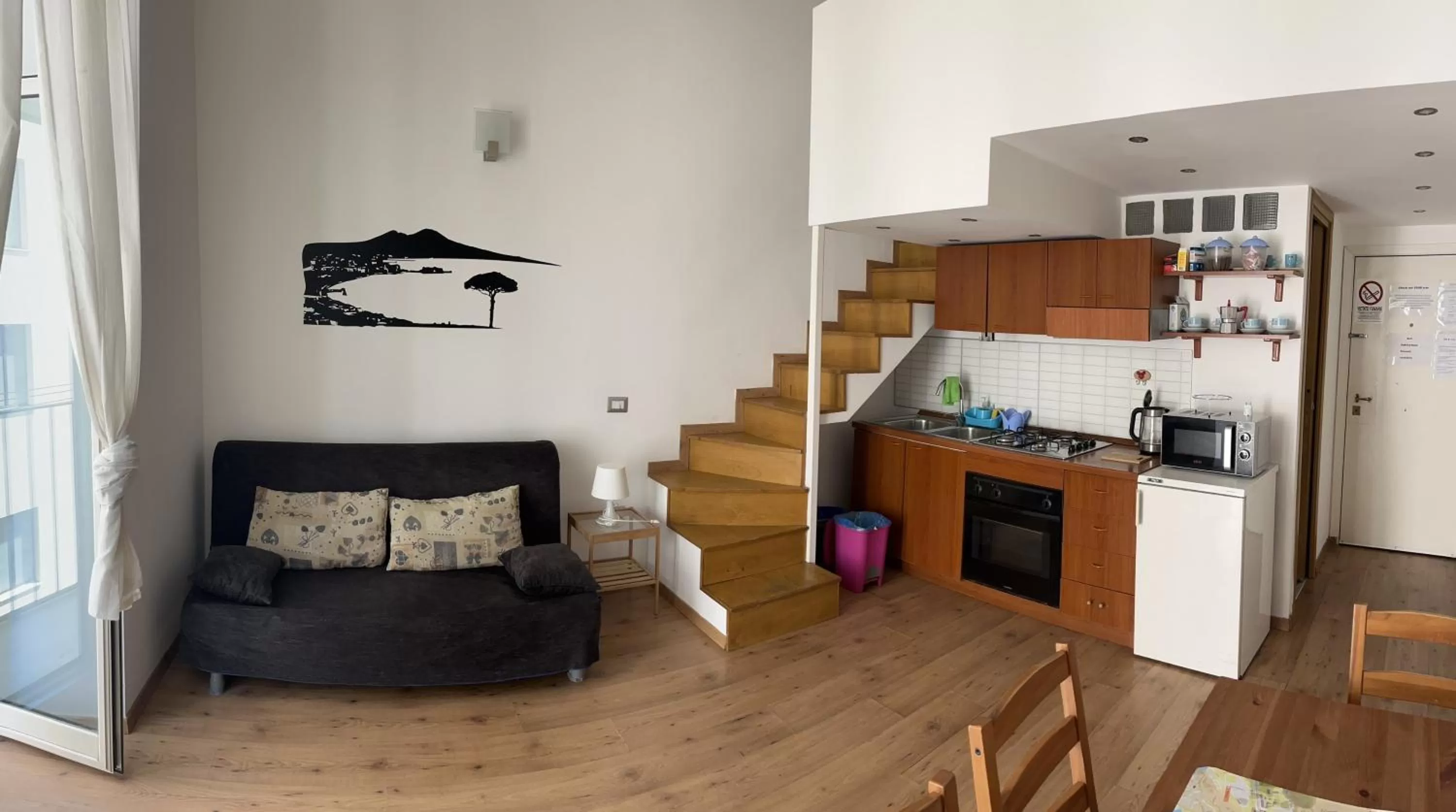 Photo of the whole room in Ale & Tizy House