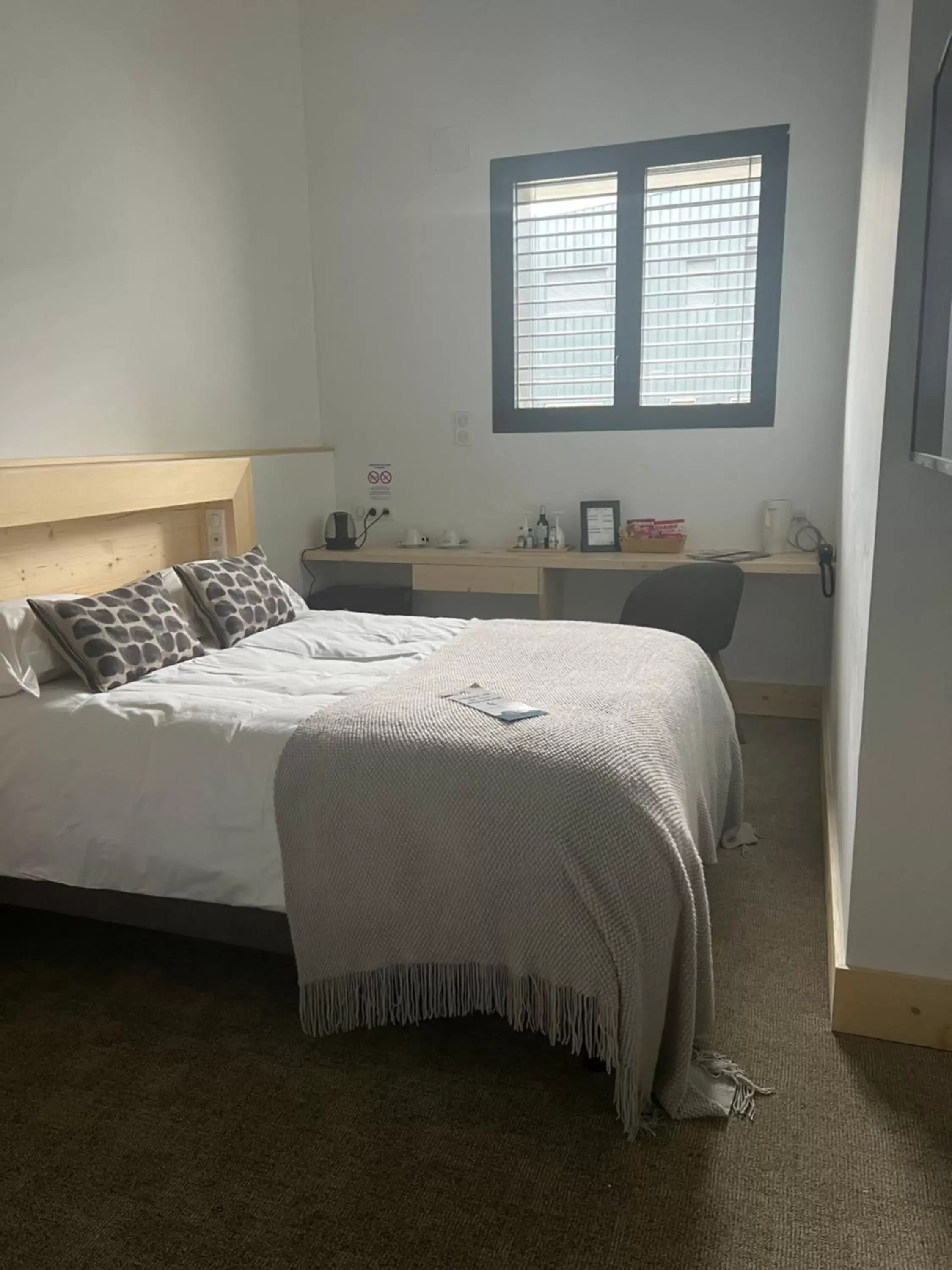 Standard Double Room in Le B Complexe Hôtel Standard Double Room in Le B Complexe Hôtel