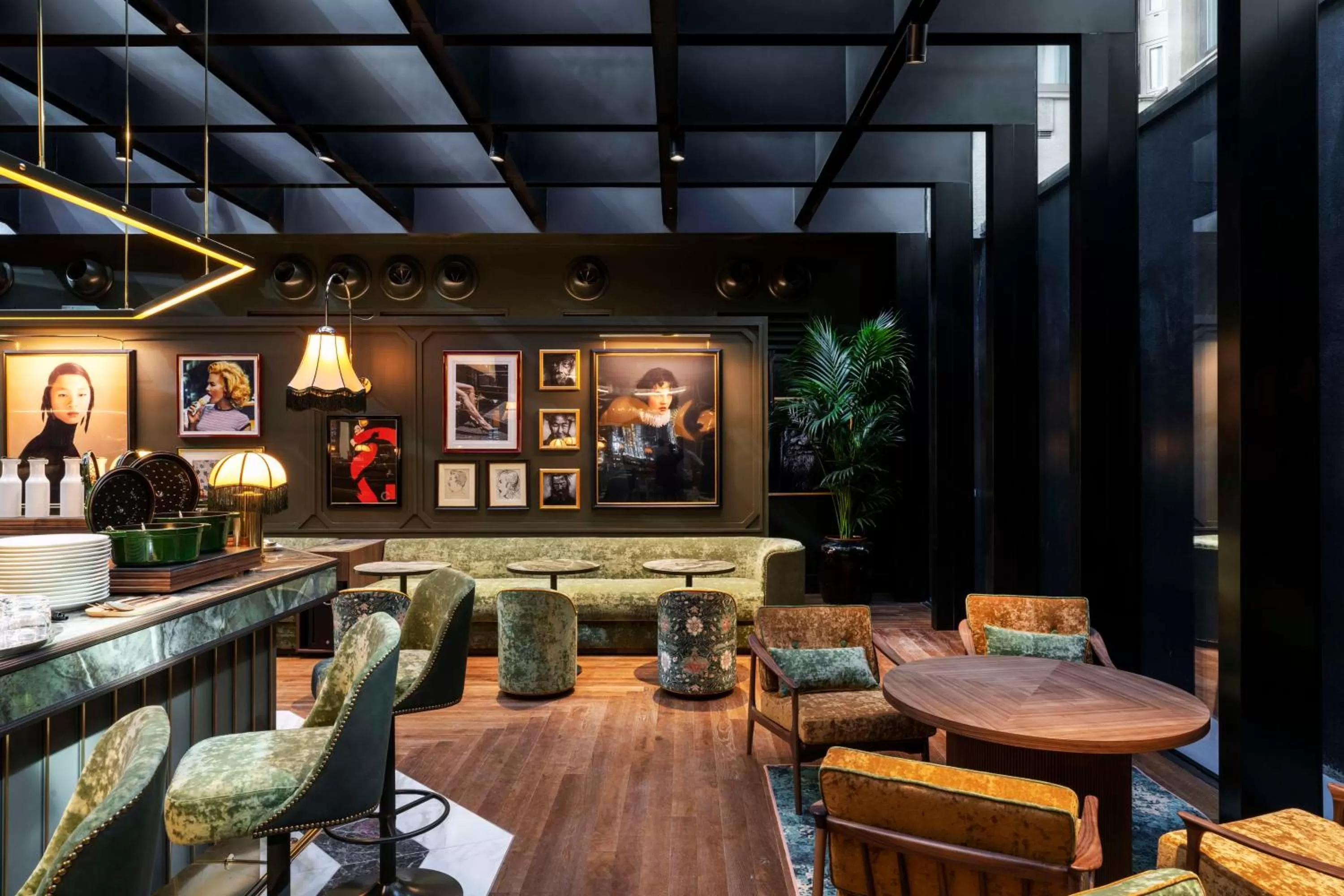 Restaurant/places to eat in Radisson Collection Hotel, Santa Sofia Milan