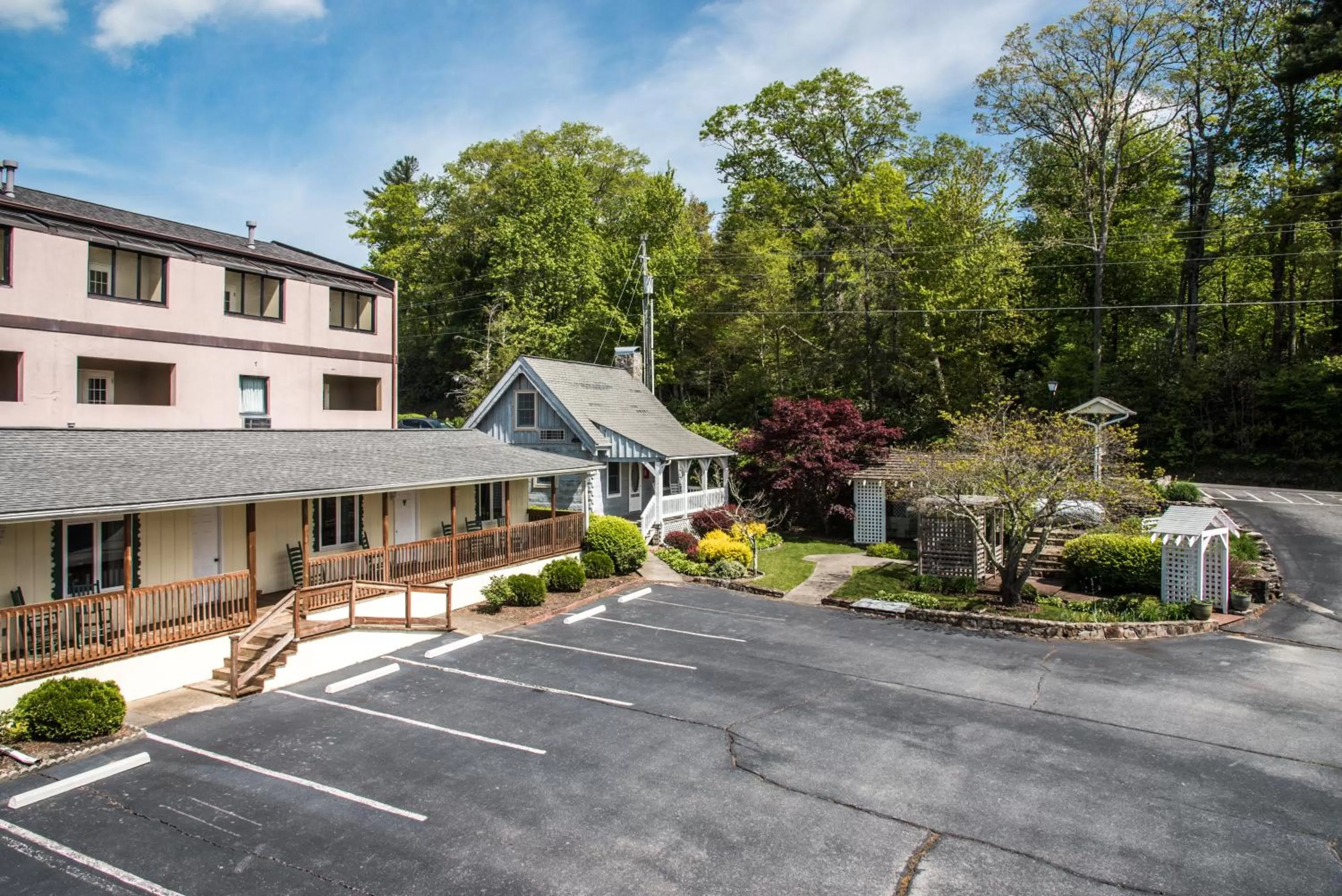 Boxwood Lodge Blowing Rock near Boone-University