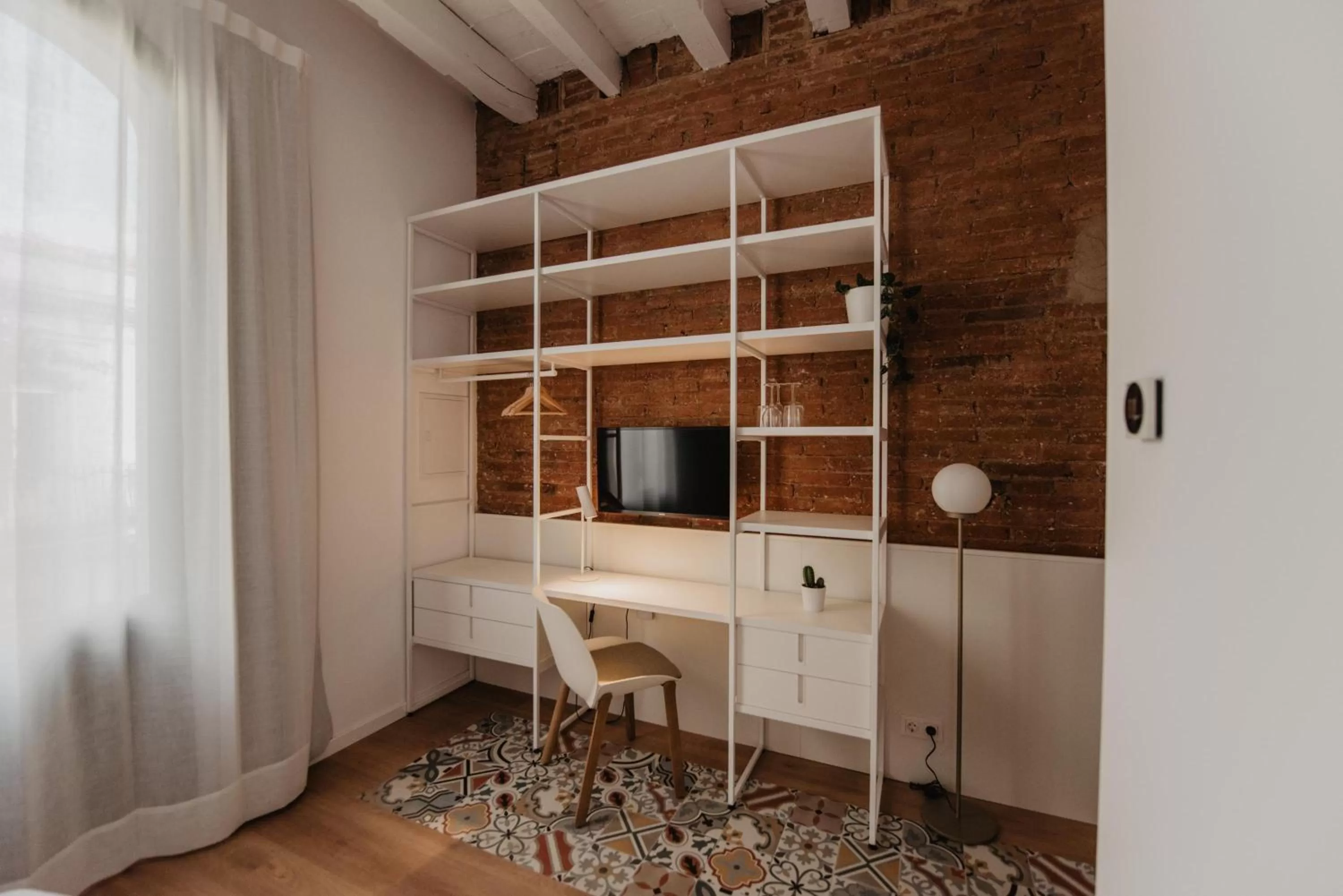 TV/Entertainment Center in Petit Luxe Volta