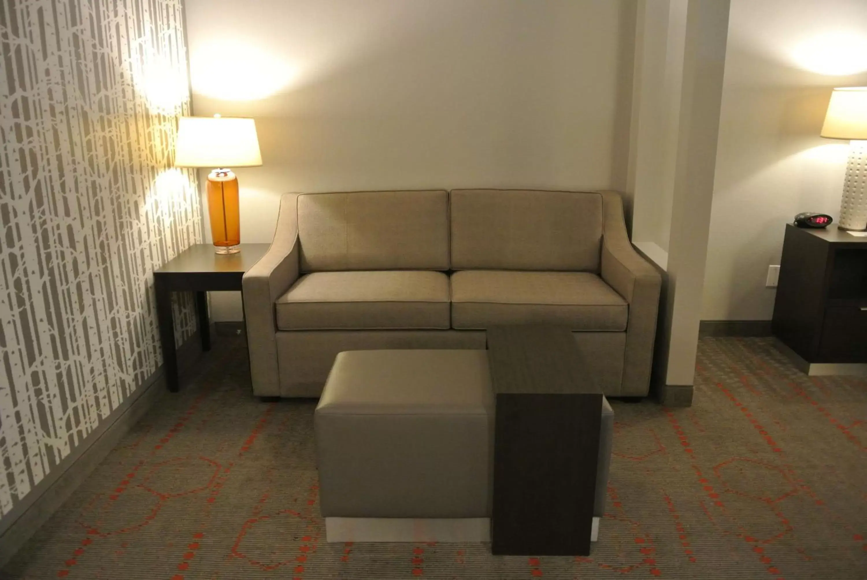 King Room - Mobility Access/Roll-In Shower - Not Pet Friendly in Best Western Corvallis King Room - Mobility Access/Roll-In Shower - Not Pet Friendly in Best Western Corvallis