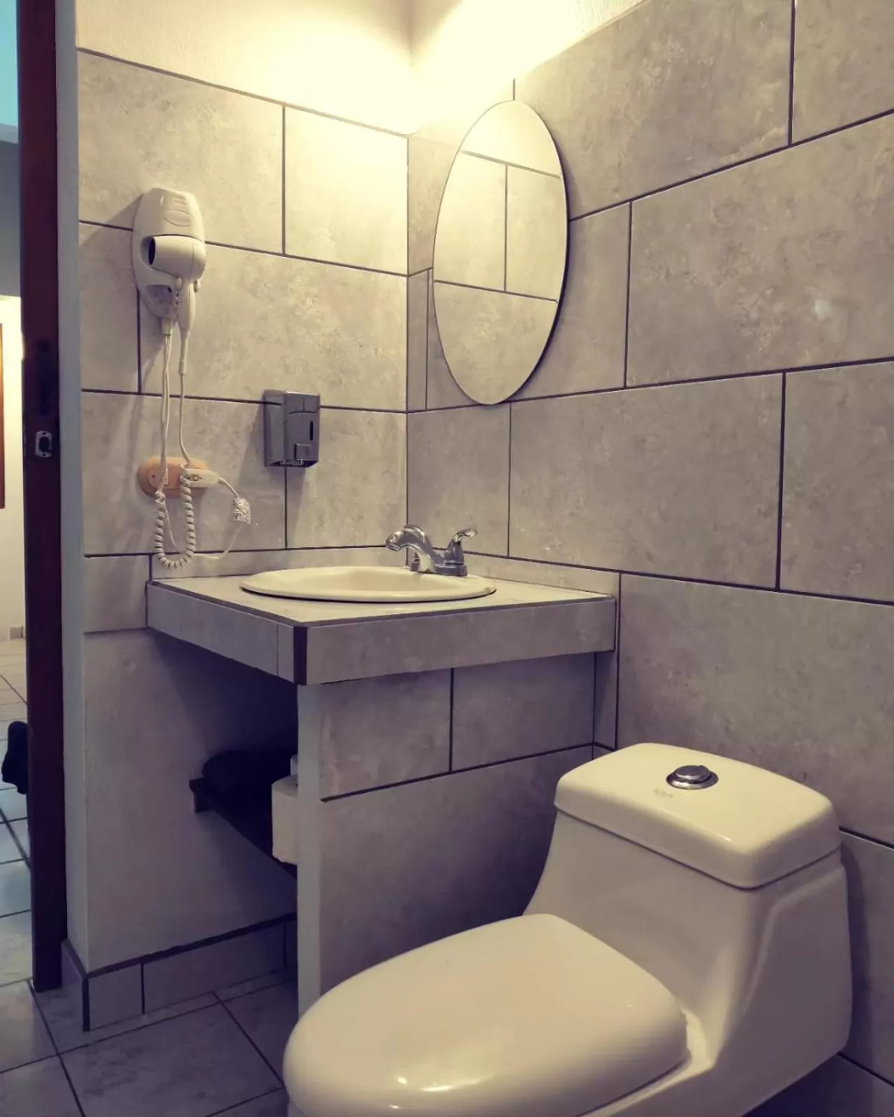 Toilet in Villas Macondo