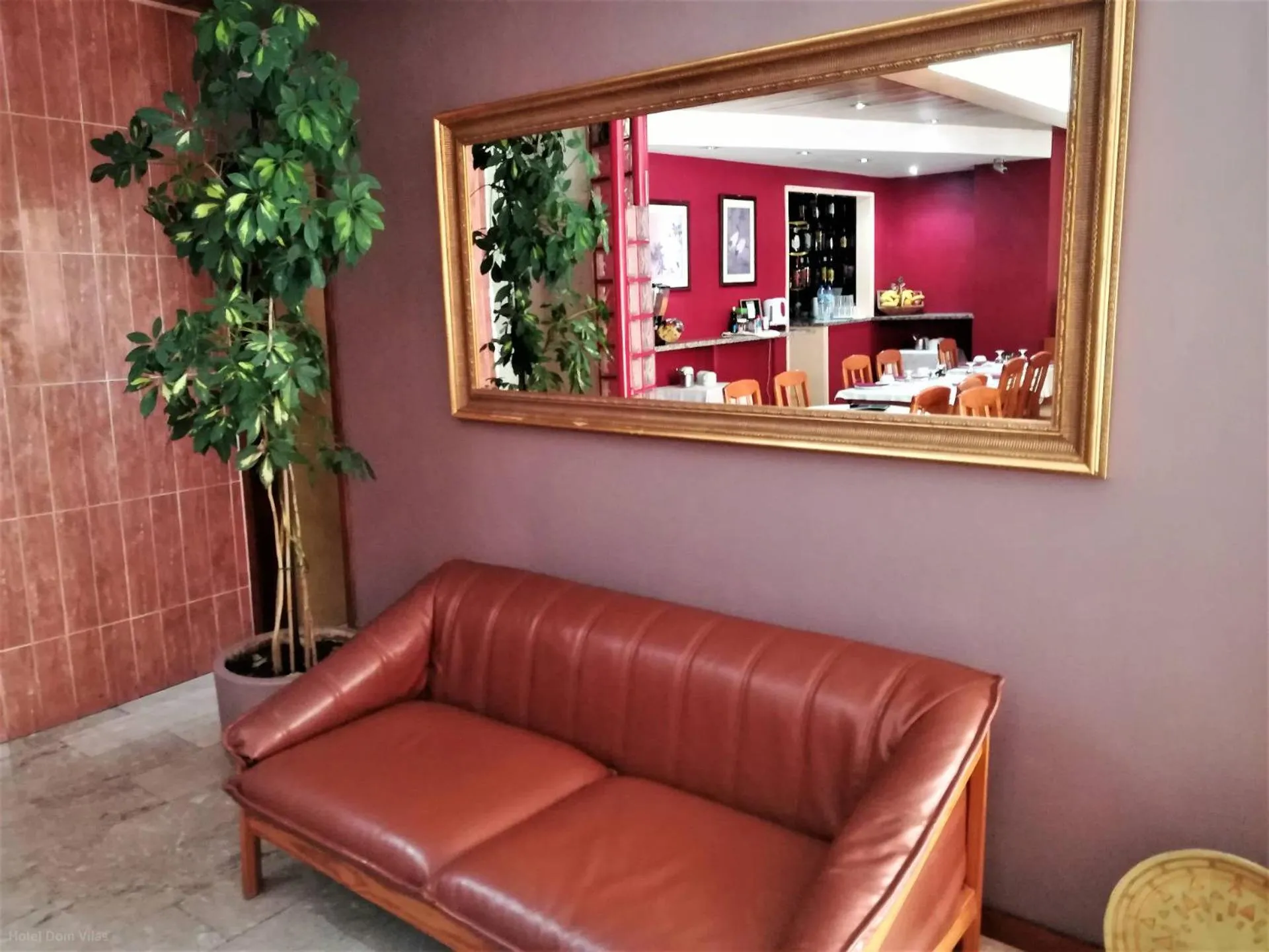 Communal lounge/ TV room in Hotel Dom Vilas