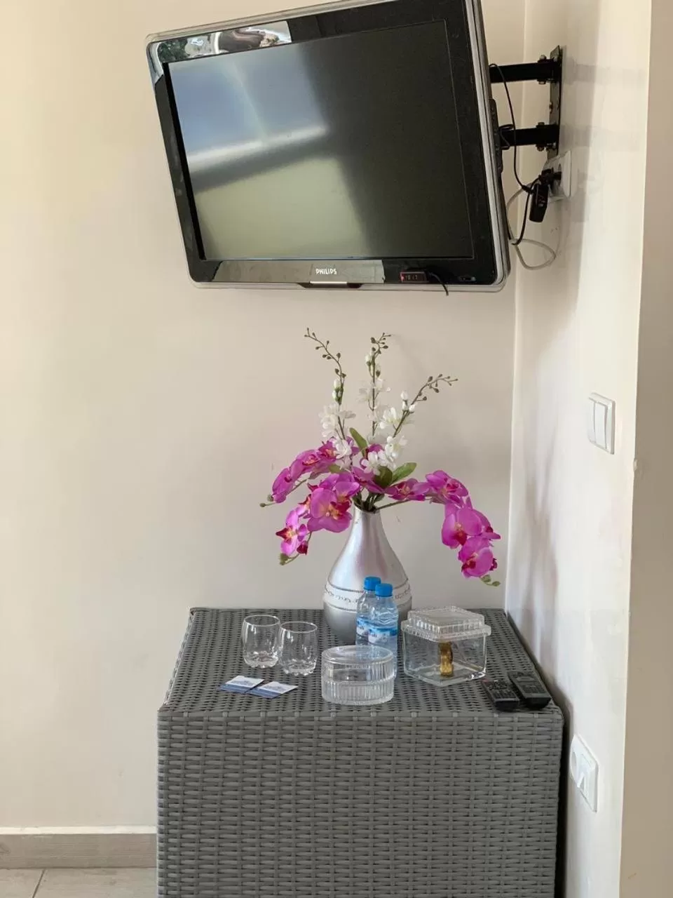 TV/Entertainment Center in Appart Hotel Monaco