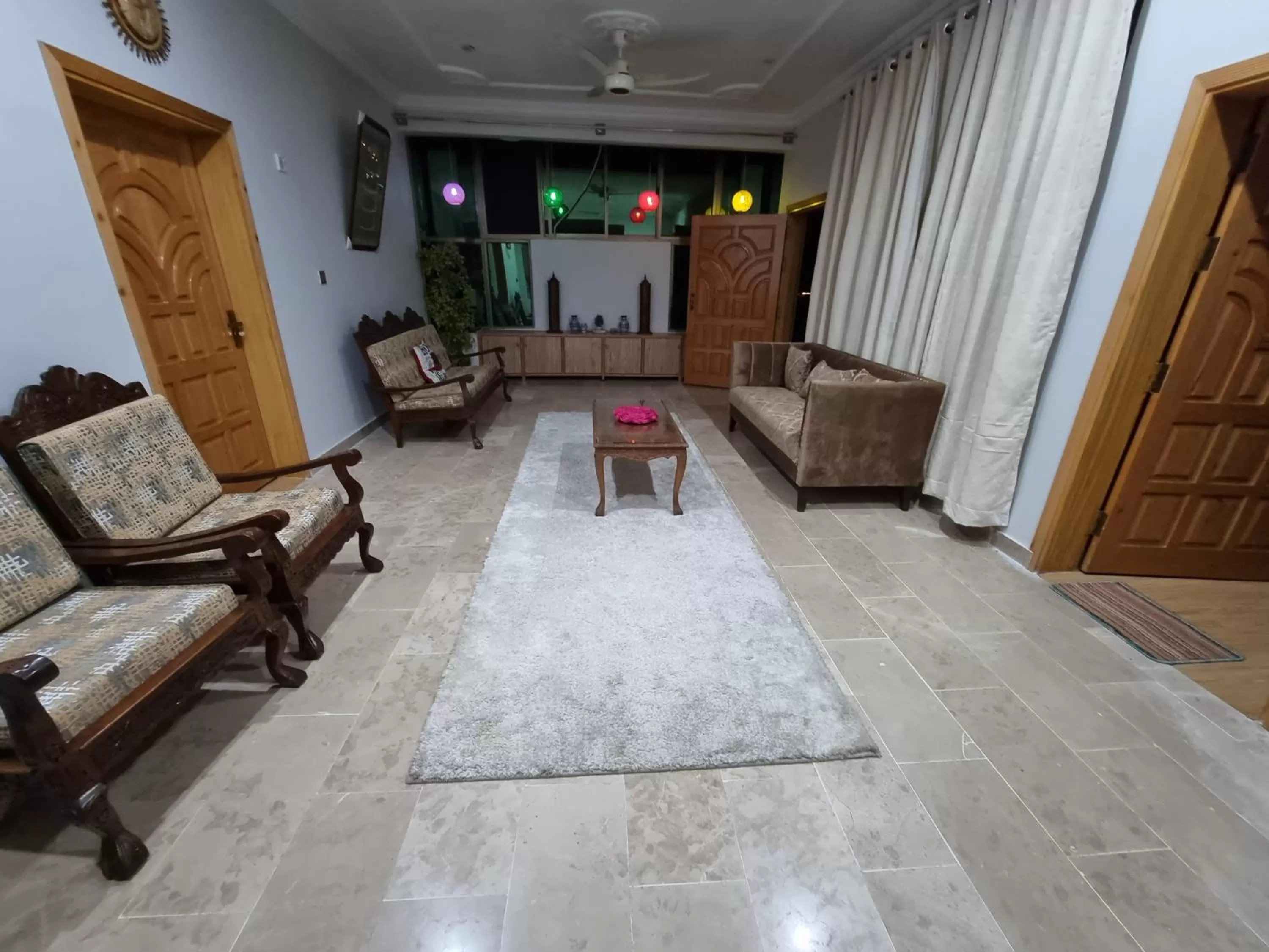 Living room in Srinagar Homes