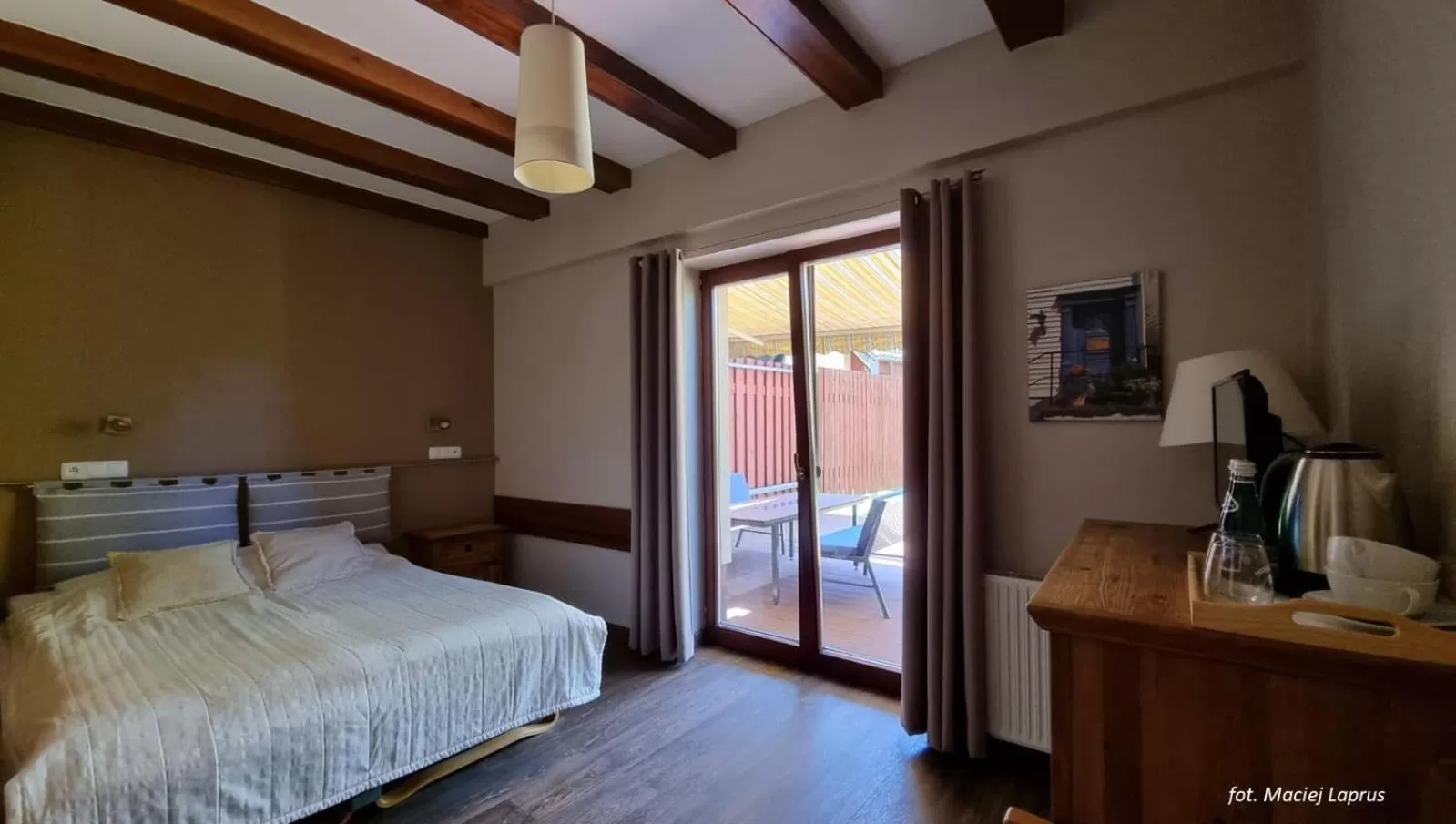 Bed in Vertigo Narie