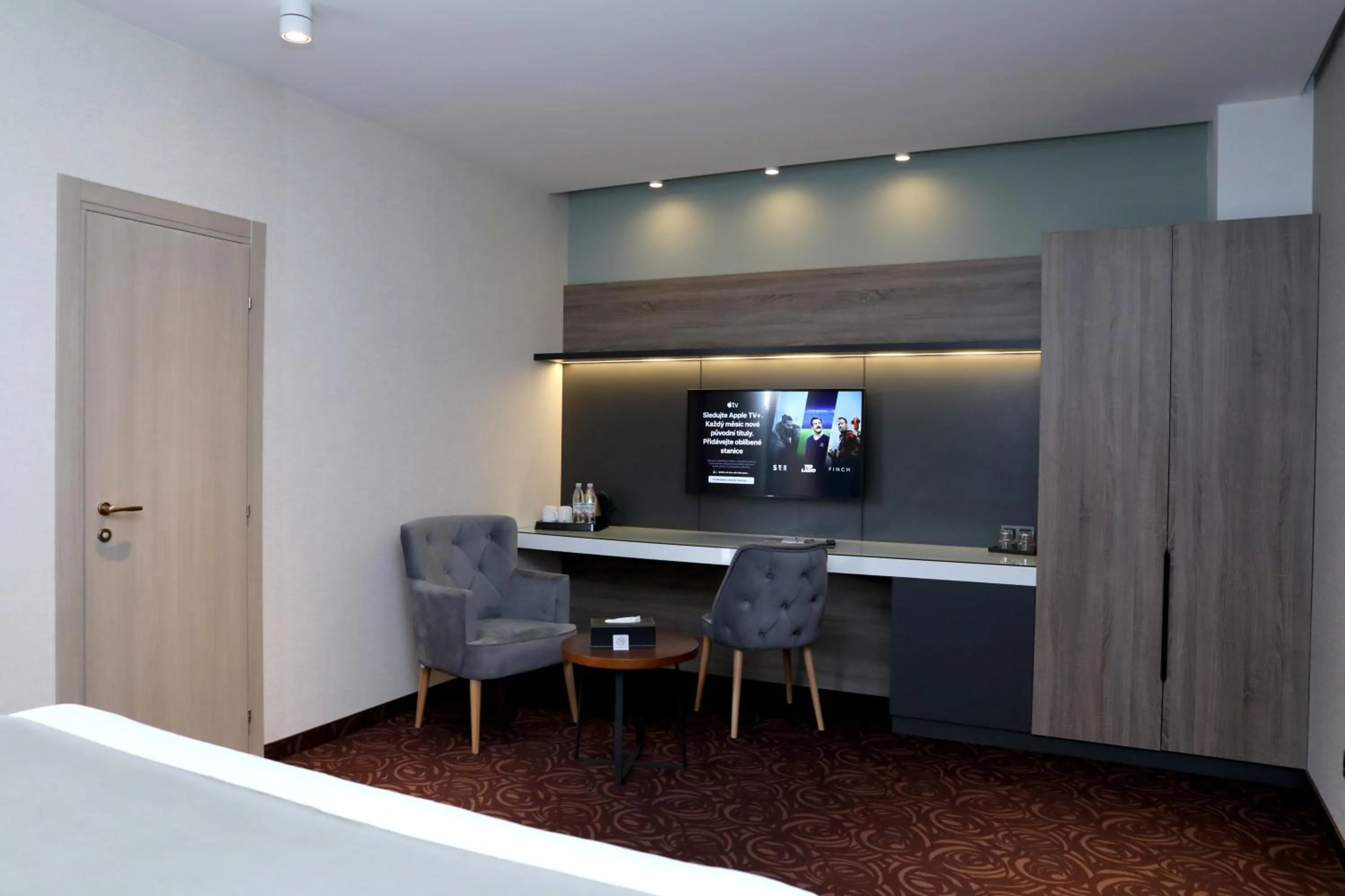 TV and multimedia in Best Western Plus Paradise Hotel Dilijan