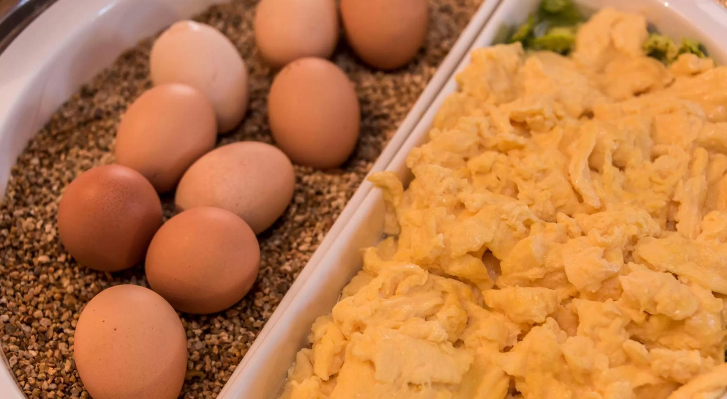 Buffet breakfast, Food in Hotel Mutz