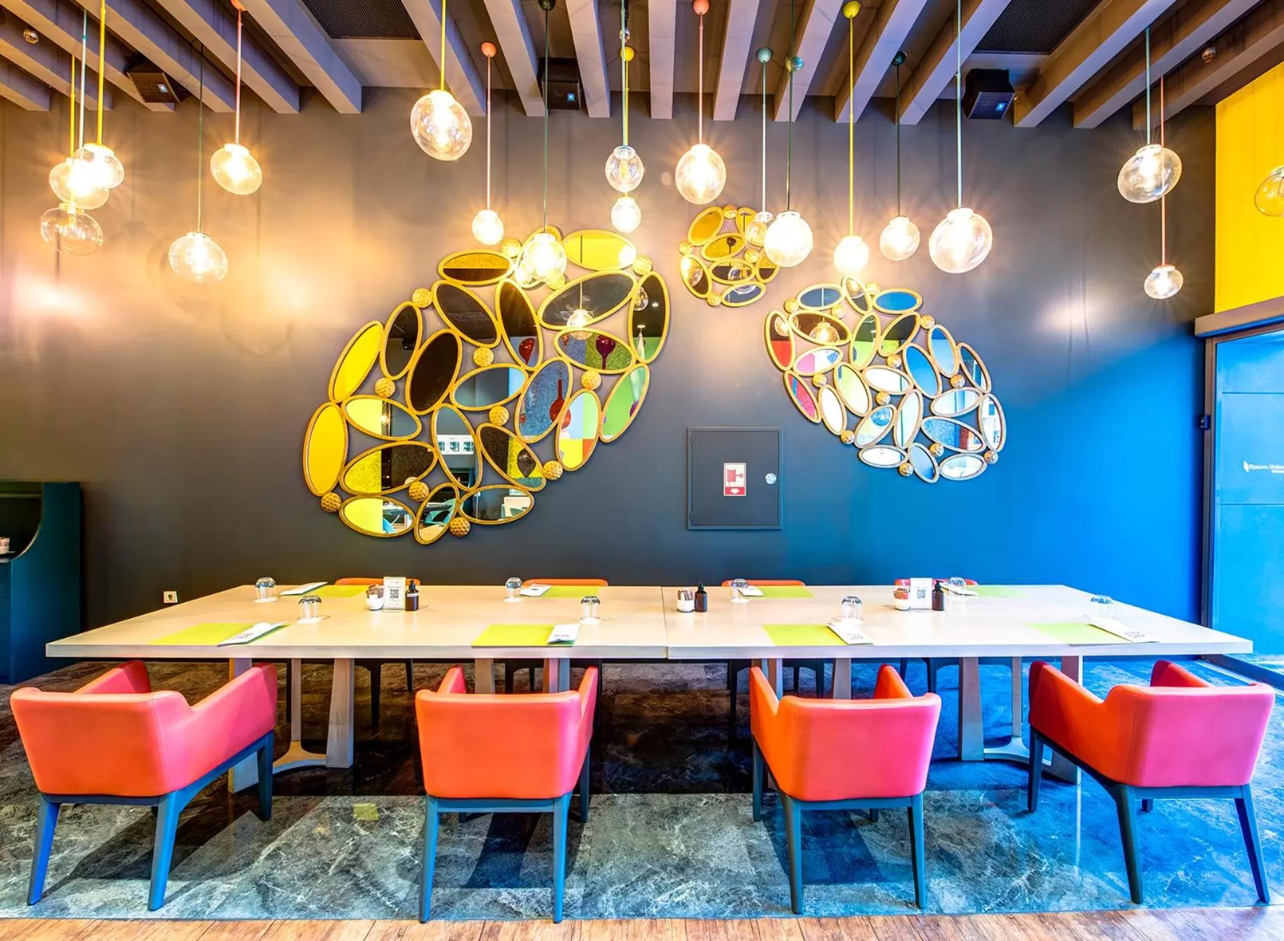 Restaurant/places to eat in The Elysium Styles Taksim