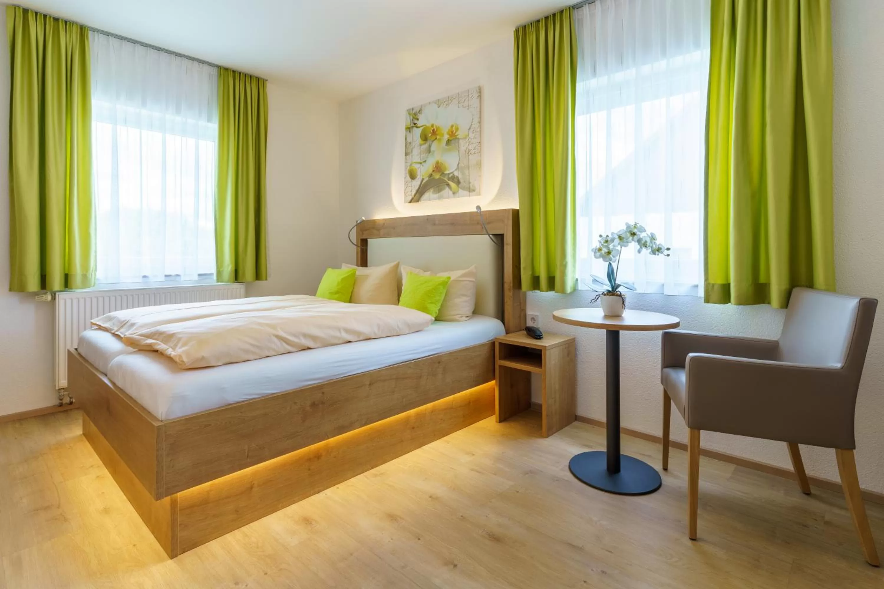 Staff, Bed in Hotel Rosenstein