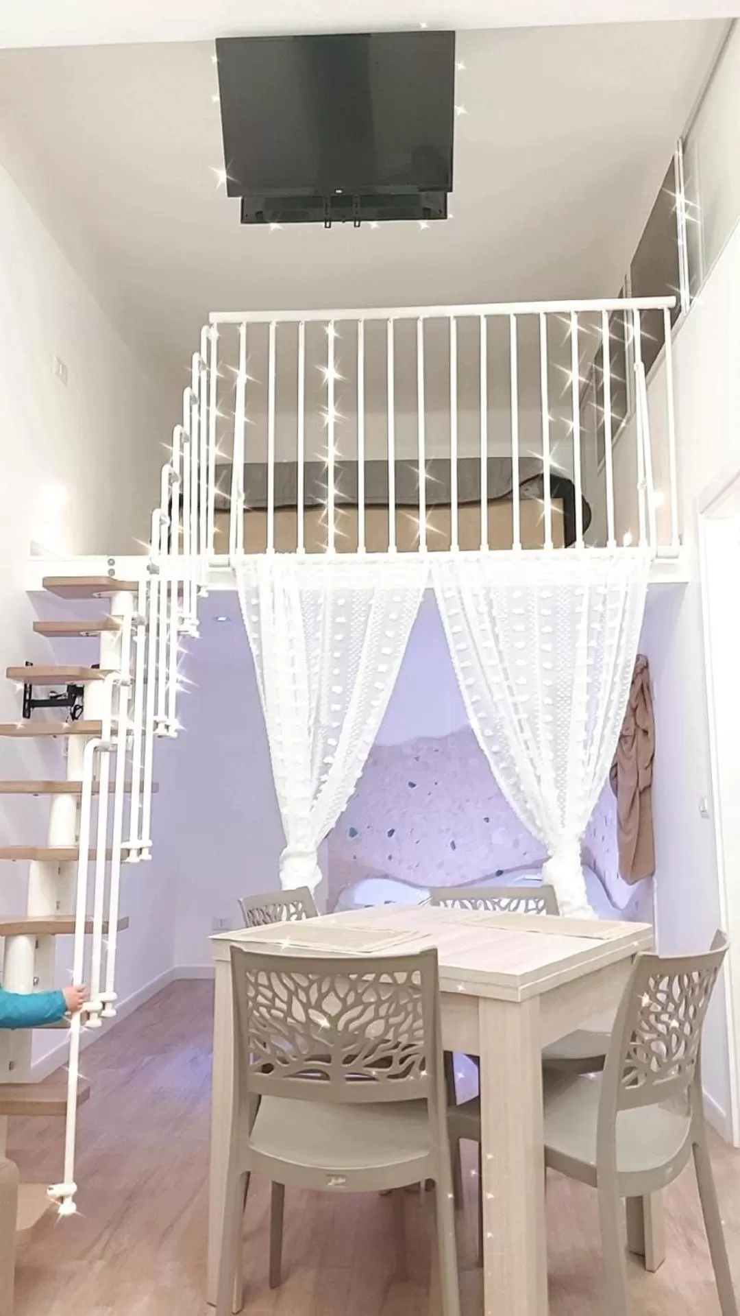 Dining area, TV/Entertainment Center in Il Piccolo Rifugio