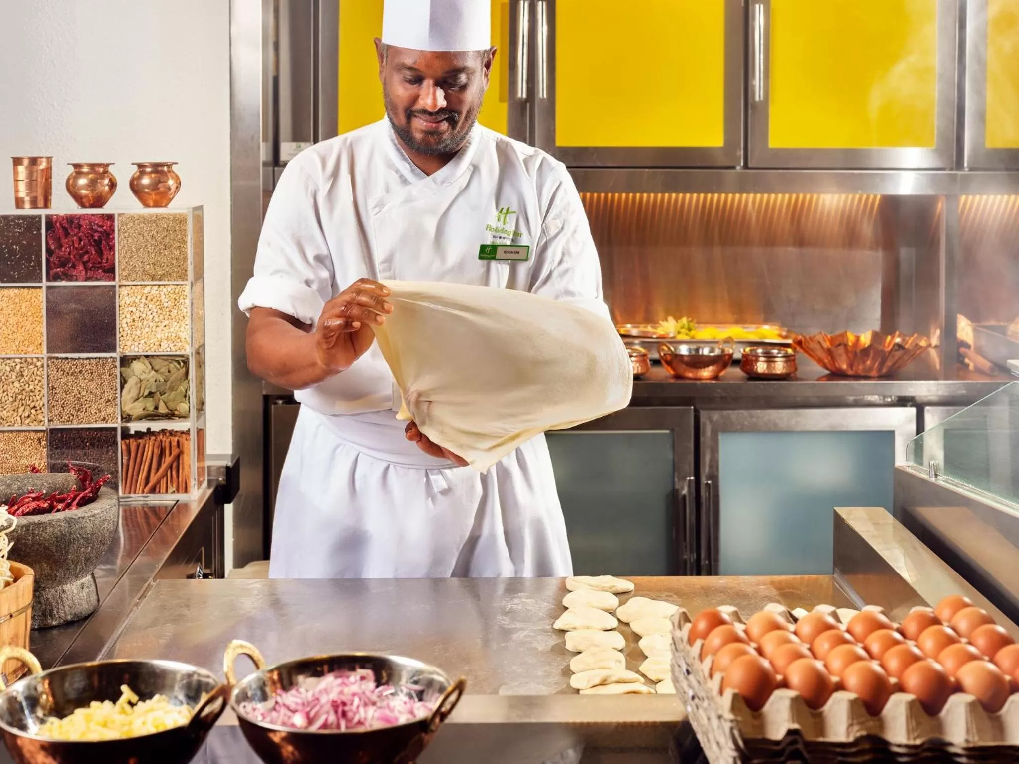 Restaurant/places to eat in Holiday Inn Singapore Atrium by IHG