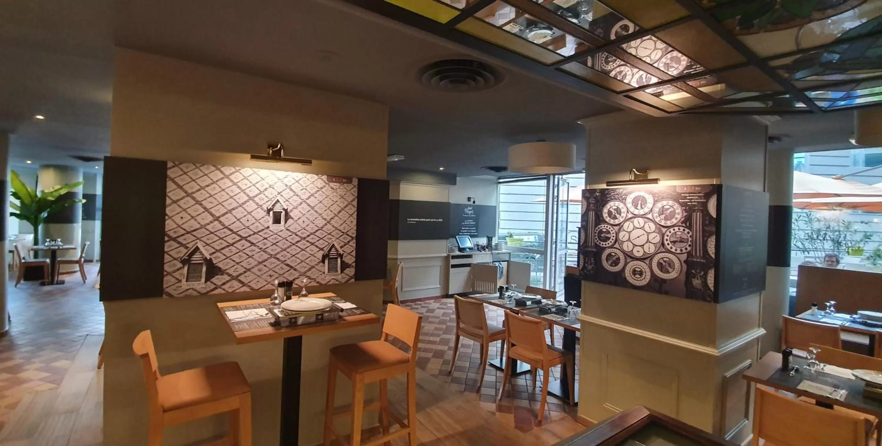 Restaurant/places to eat in ibis Besançon Centre la City