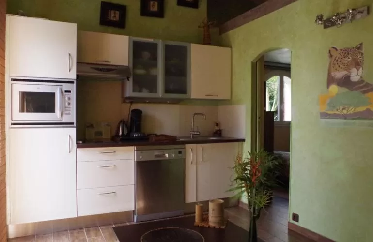 Kitchen or kitchenette in B&B Val D'azur