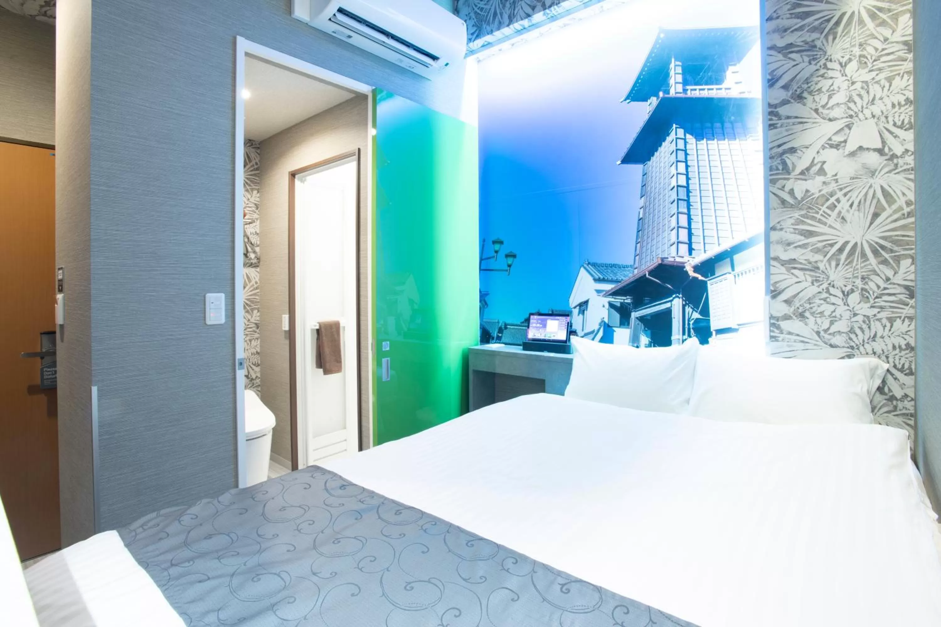 Photo of the whole room, Bed in Pinpon Hotel Hiroshima