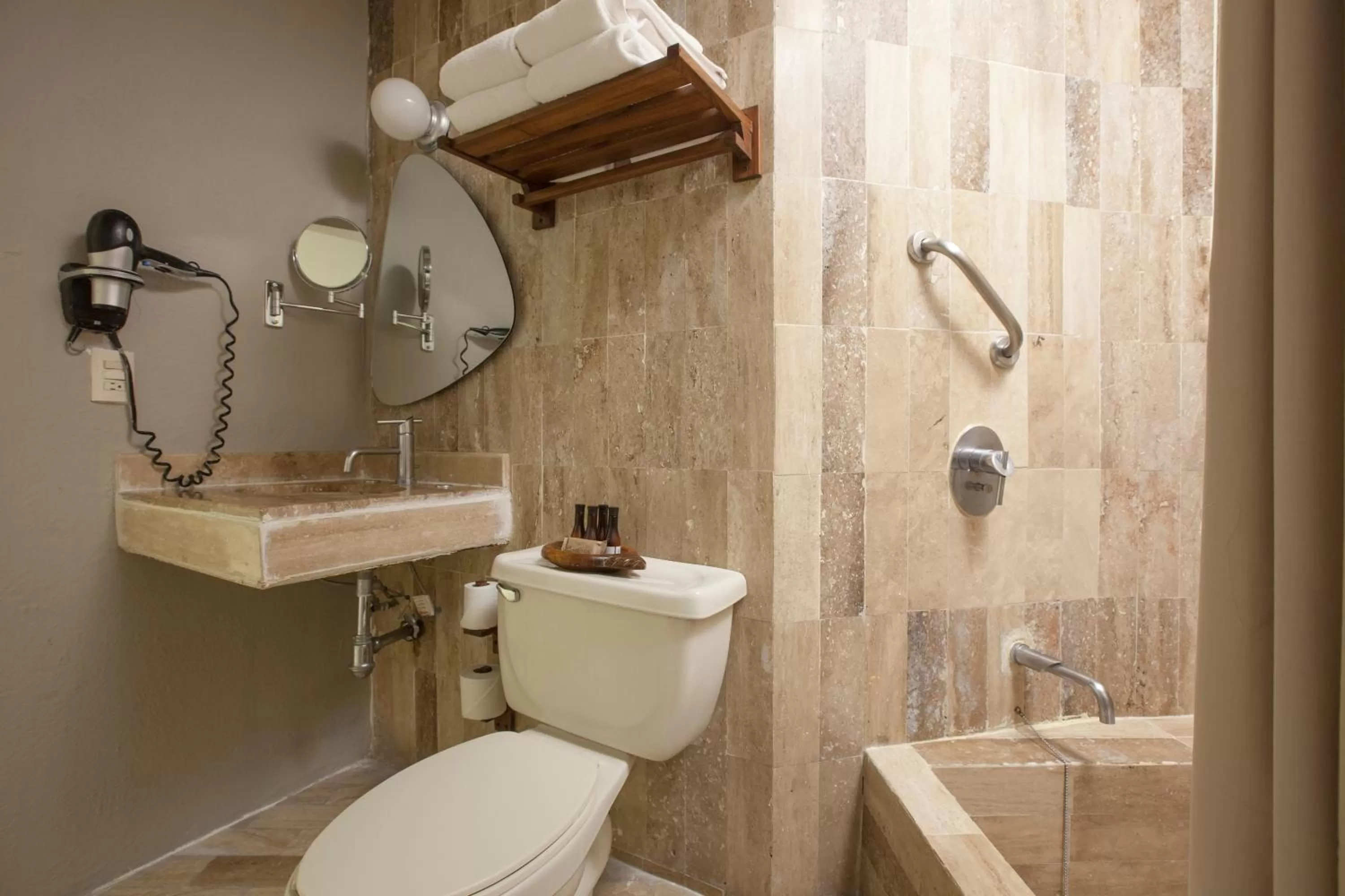 Toilet in Gaviana Resort