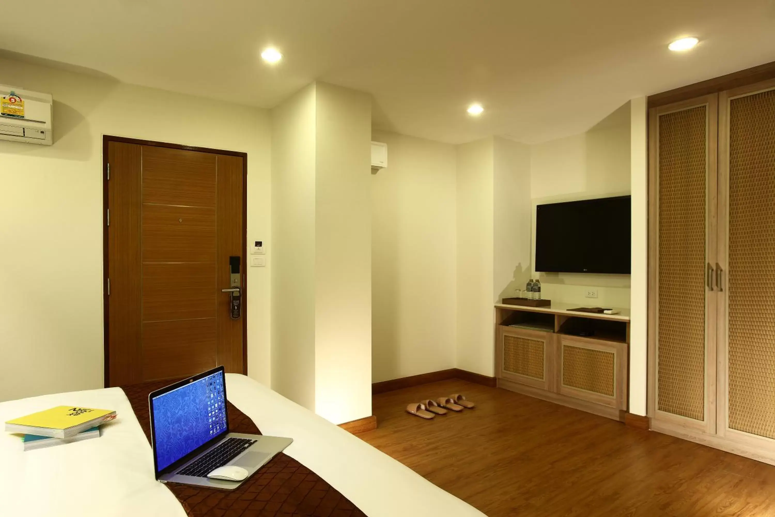 Superior Double or Twin Room in S17 Nimman Superior Double or Twin Room in S17 Nimman