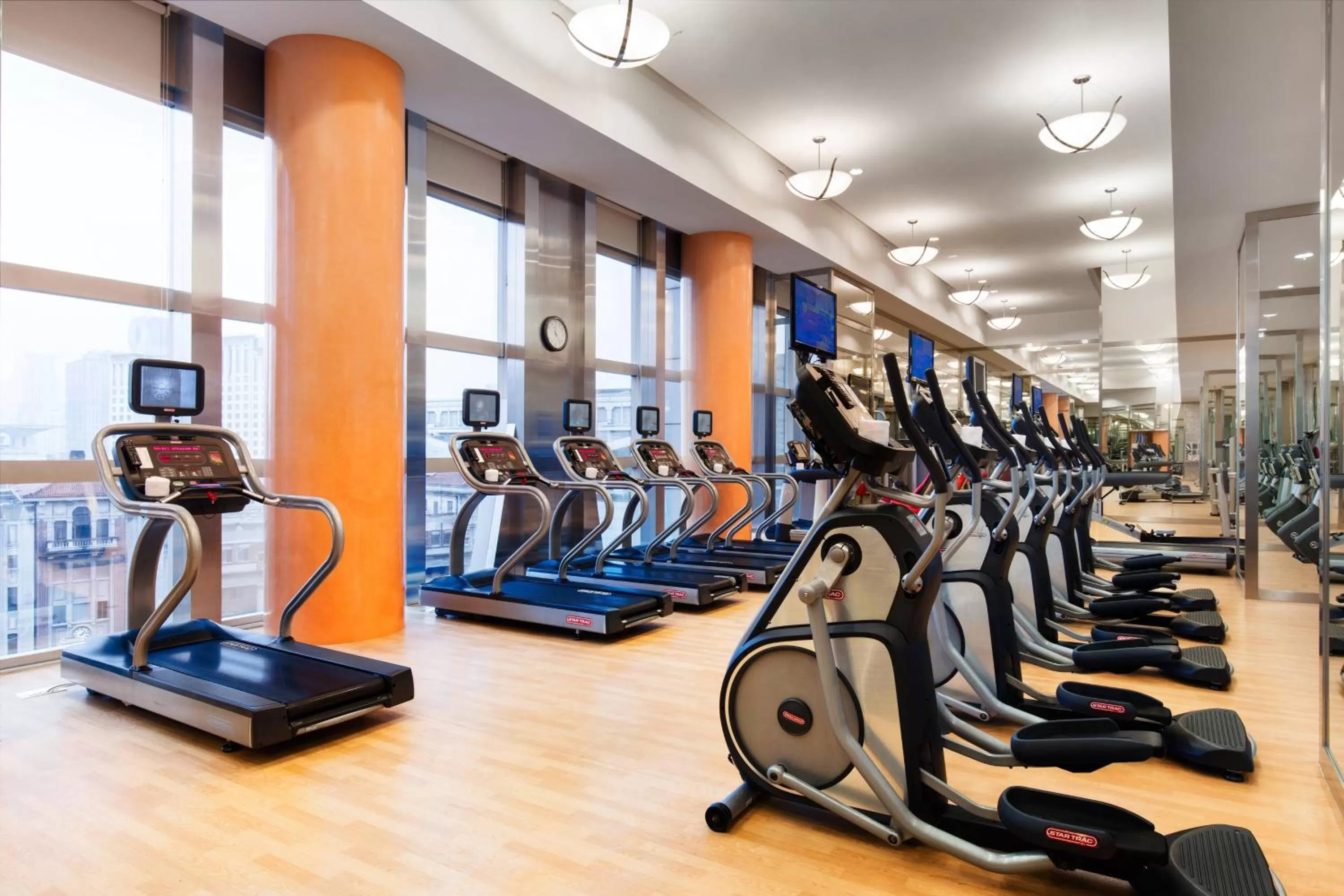 Fitness centre/facilities in JW Marriott Shanghai at Tomorrow Square