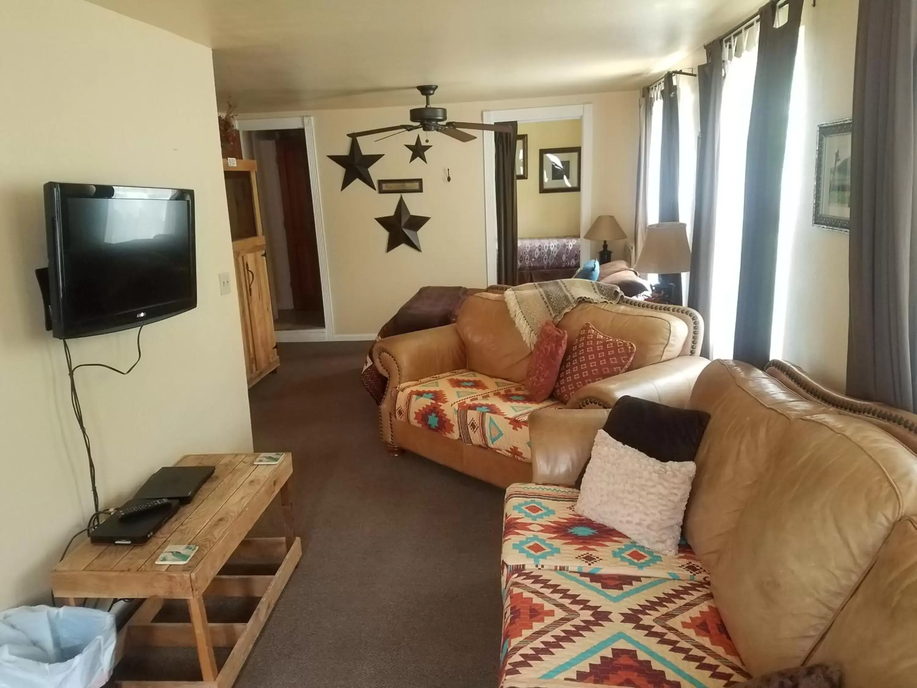 Room #4 - Two Story Family Unit in Alpaca Inn Room #4 - Two Story Family Unit in Alpaca Inn