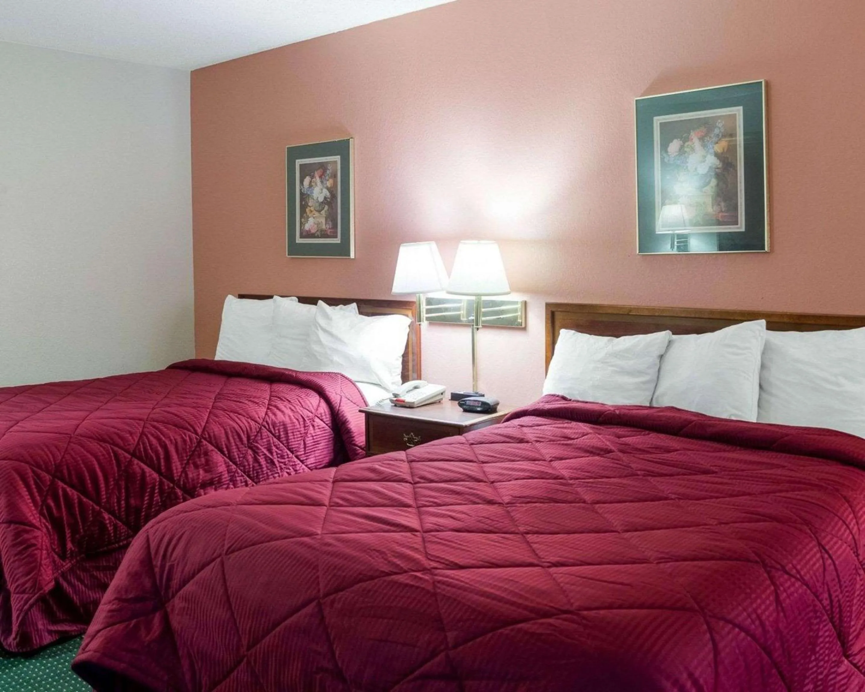 Double Room with Two Double Beds - Non-Smoking in Econo Lodge