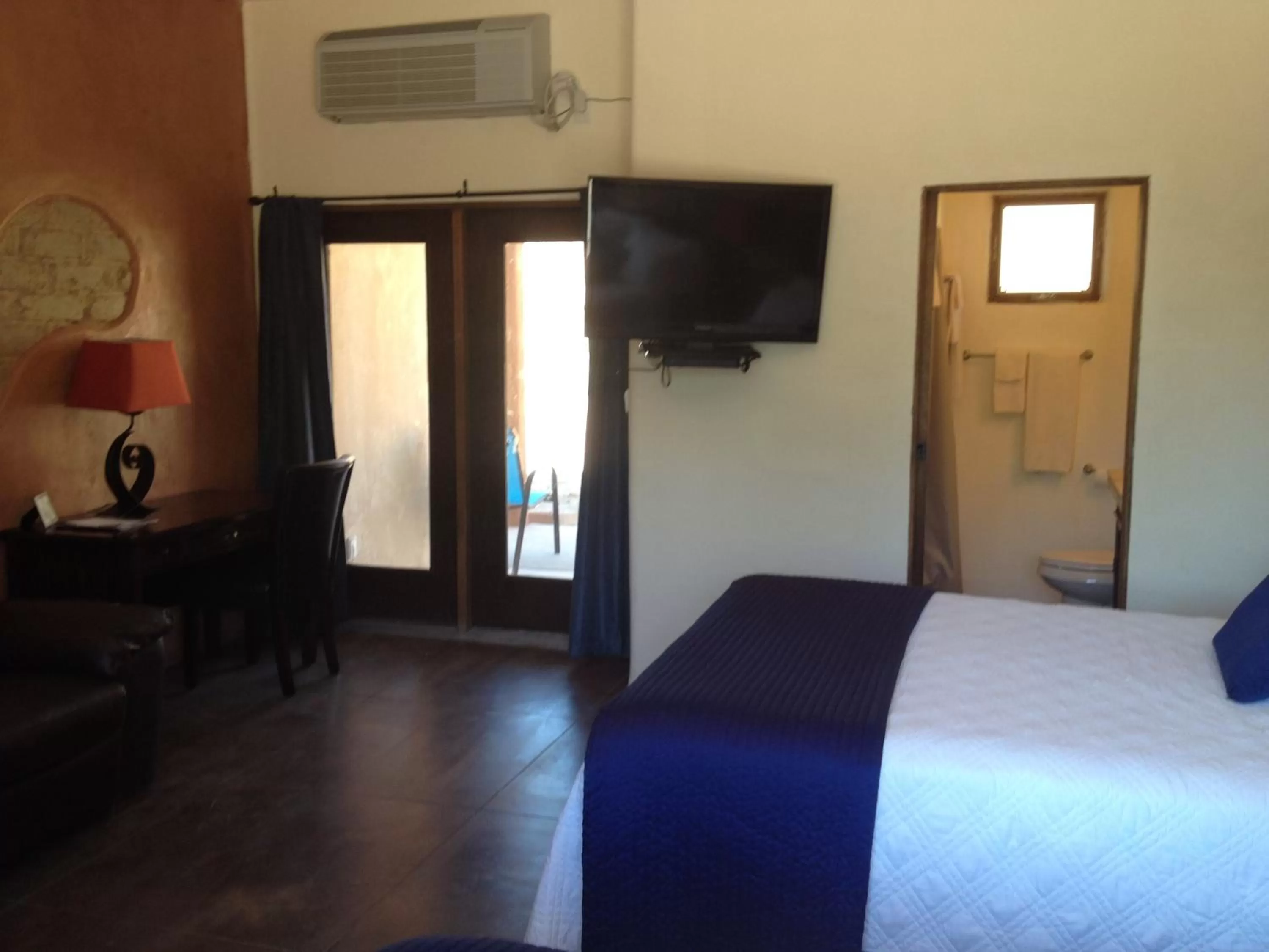 Bed in La Posada Pintada