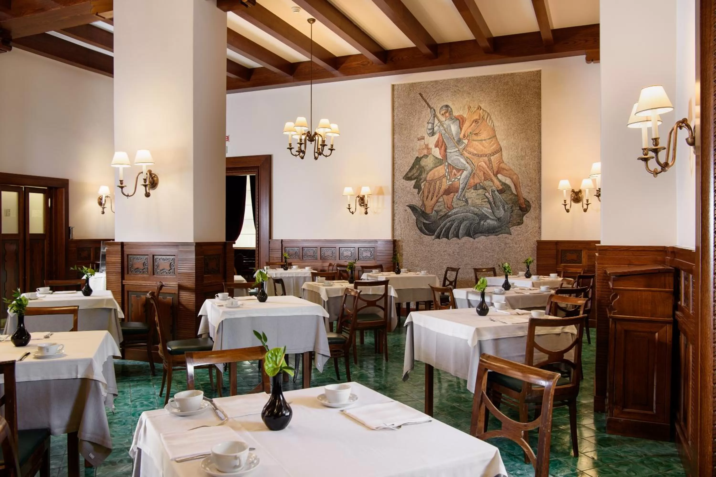 Property building in Bettoja Hotel Mediterraneo