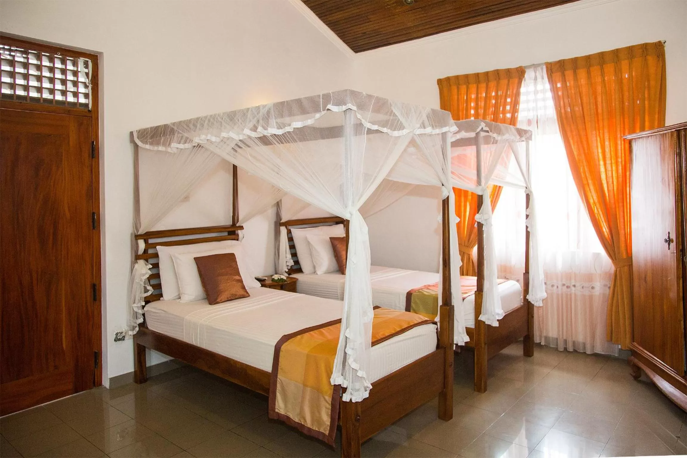 Bedroom, Bed in Suriya Arana