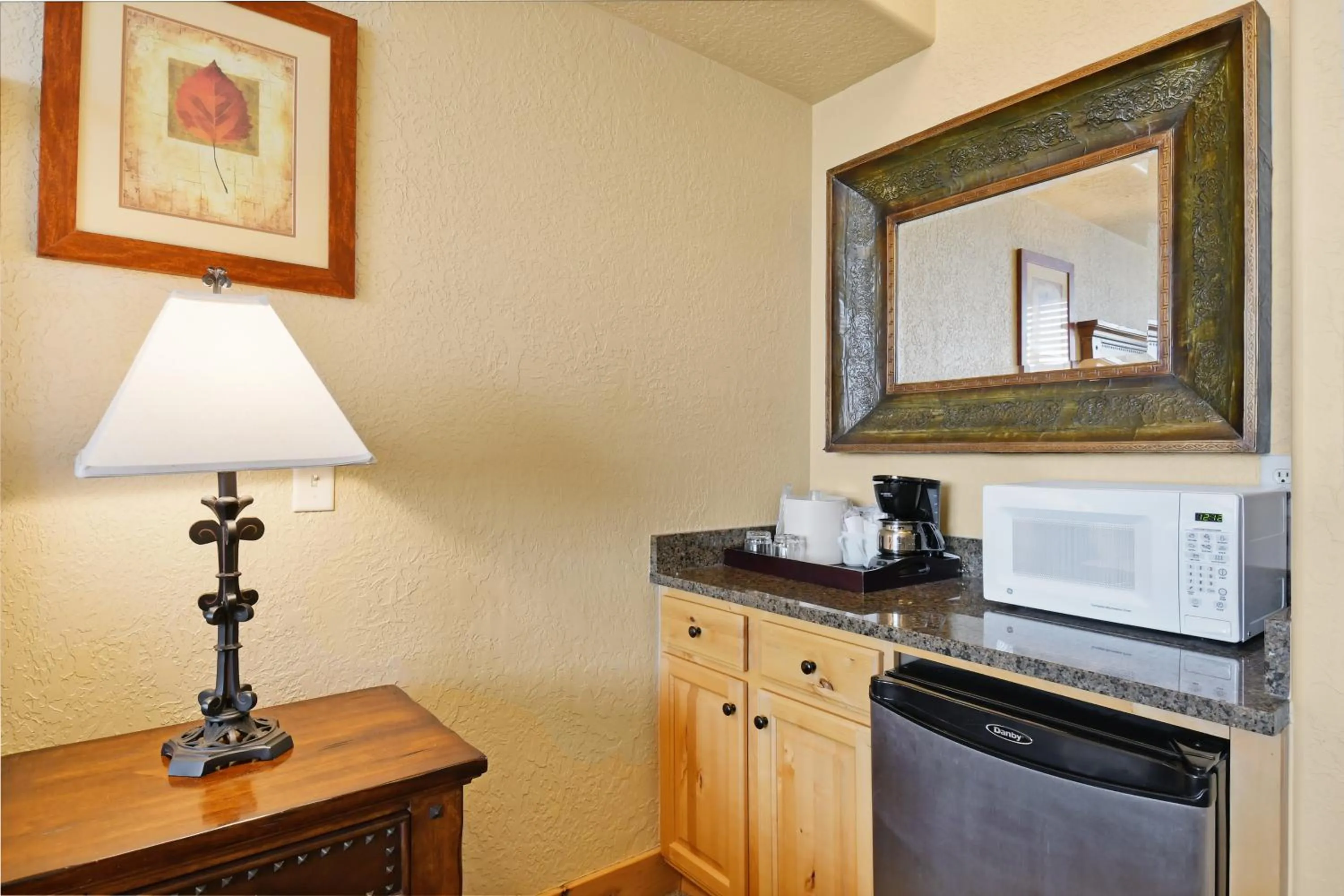 Kitchen or kitchenette in Silverado Lodge, Park City - Canyons Village by Vail Resorts